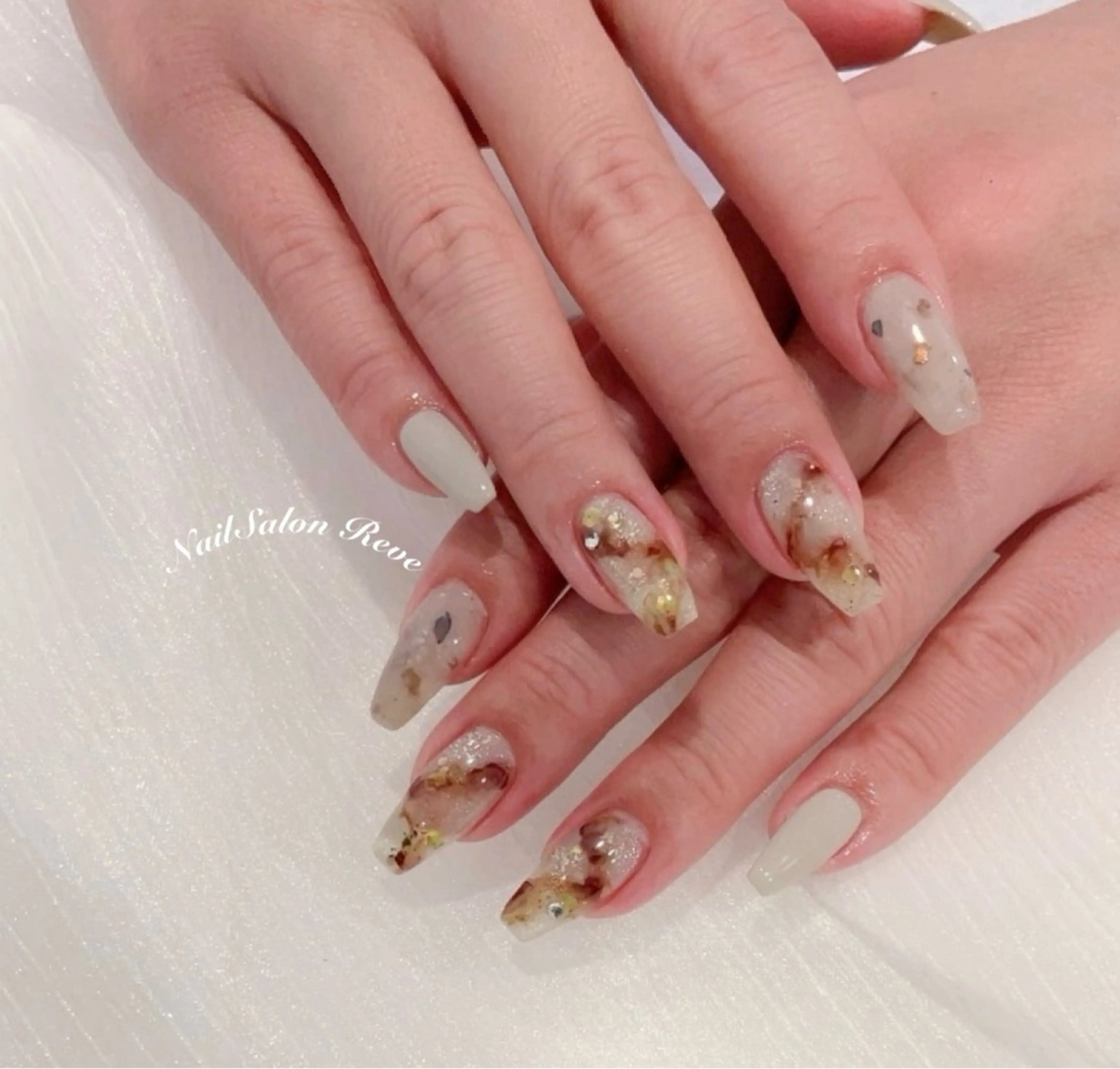 ネイル ニュアンスネイル ハンドネイル NailSalon   Reve（ネイルサロン レーヴ）所属・NailSalon Reveのネイルデザイン