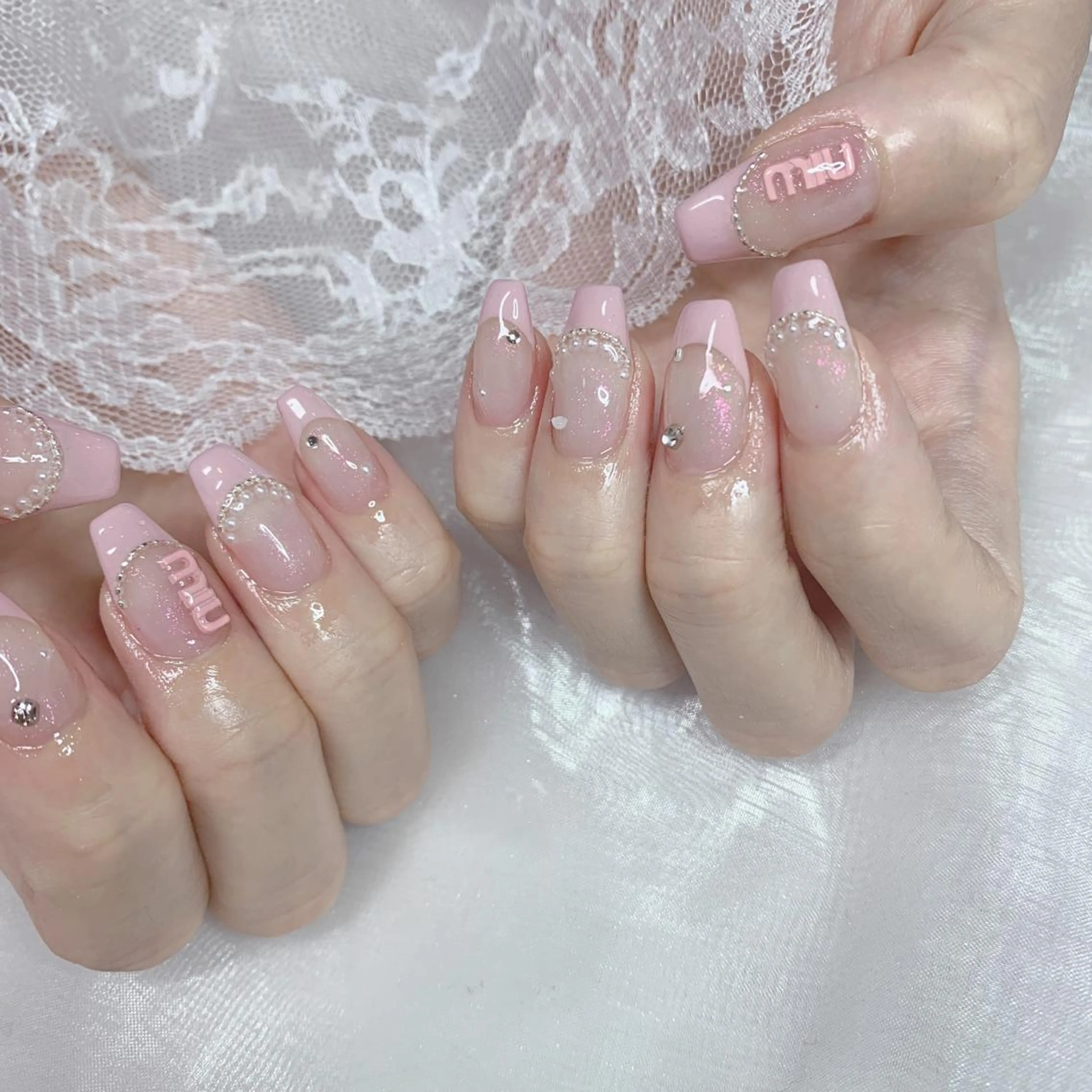 ネイル ハンドネイル La neige* yuki 🥯🍑のネイルデザイン