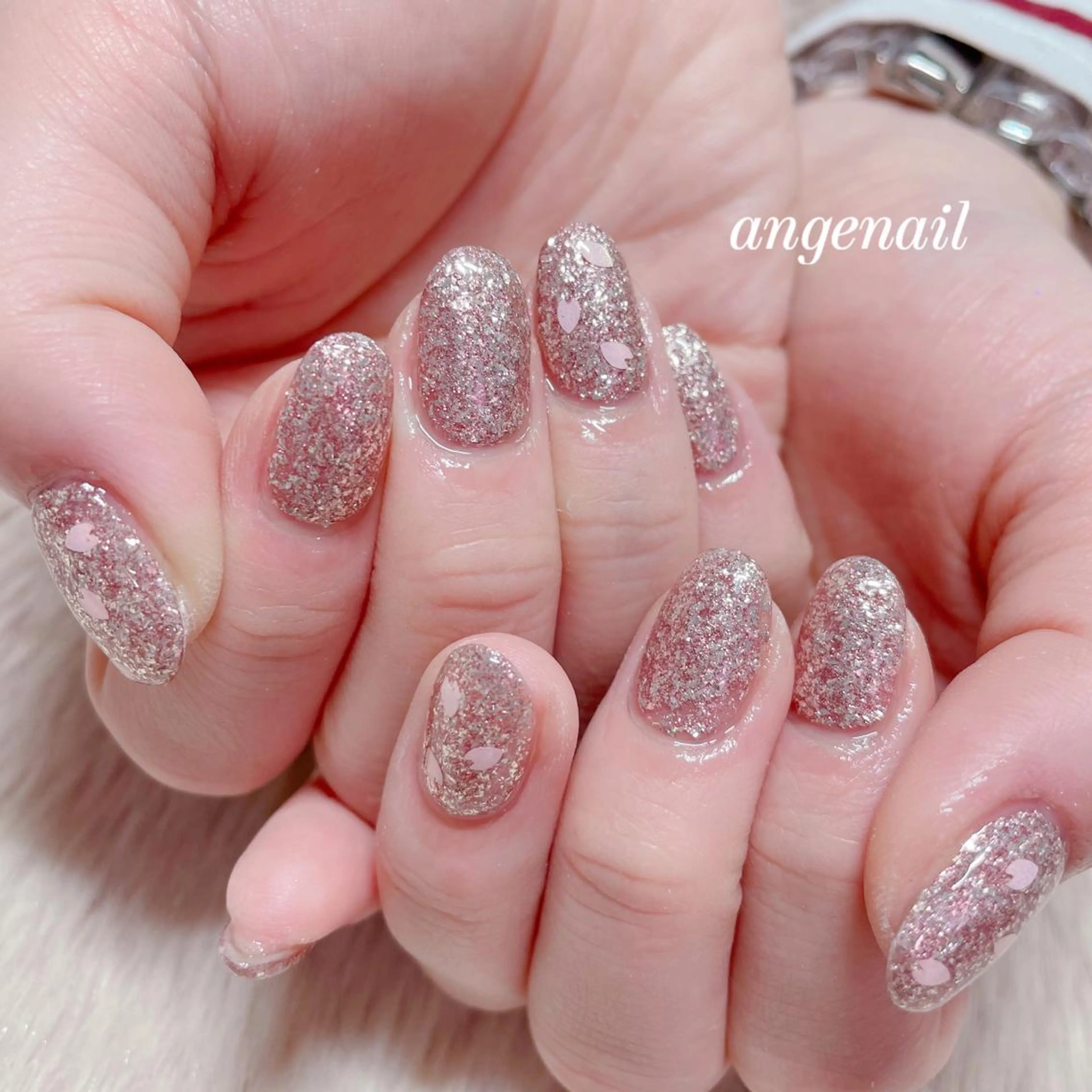 ネイル ハンドネイル オーナーネイリスト MAKIのネイルデザイン