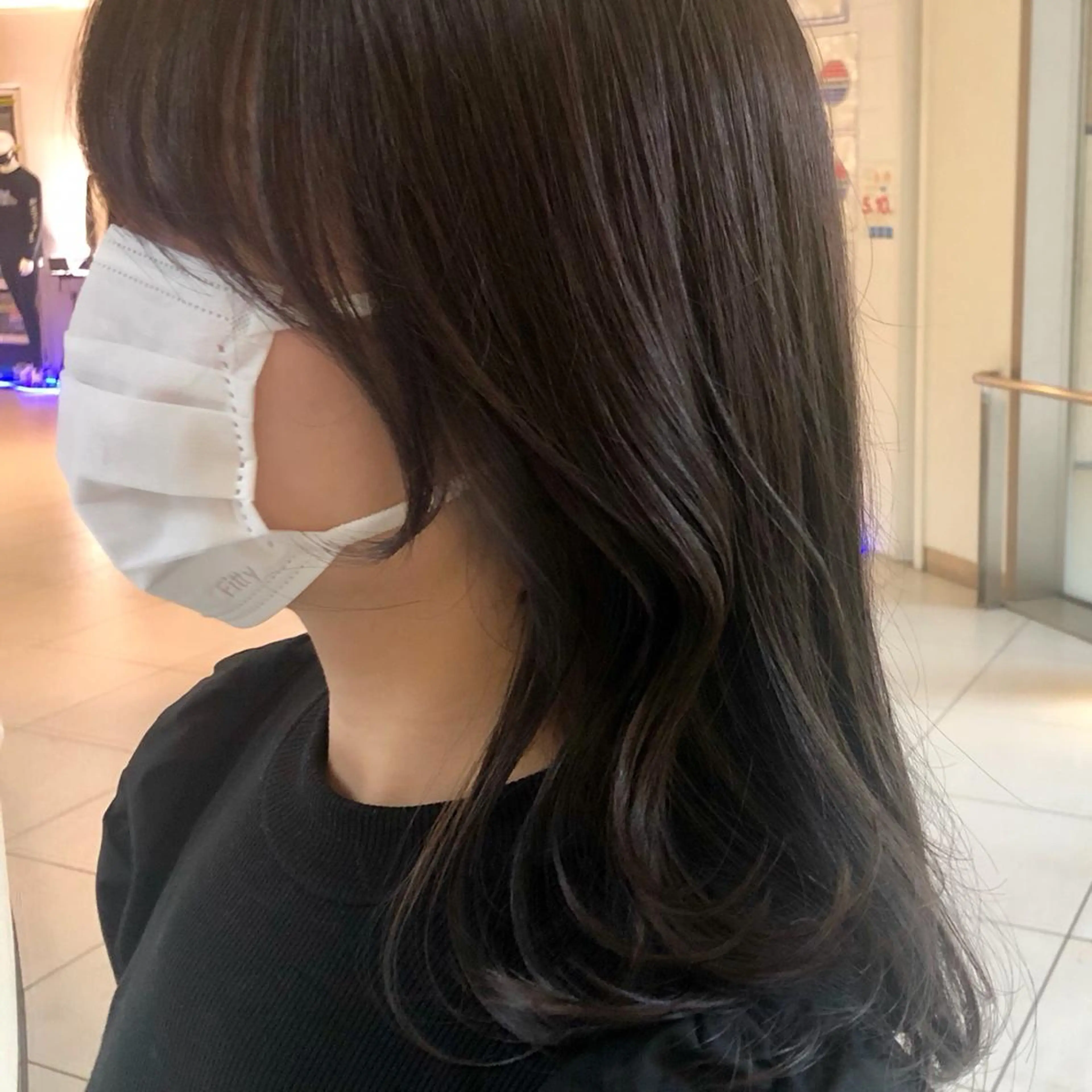 セミロング カット 韓国ヘア 🇰🇷 RUKA 🩵🤍のヘアスタイル