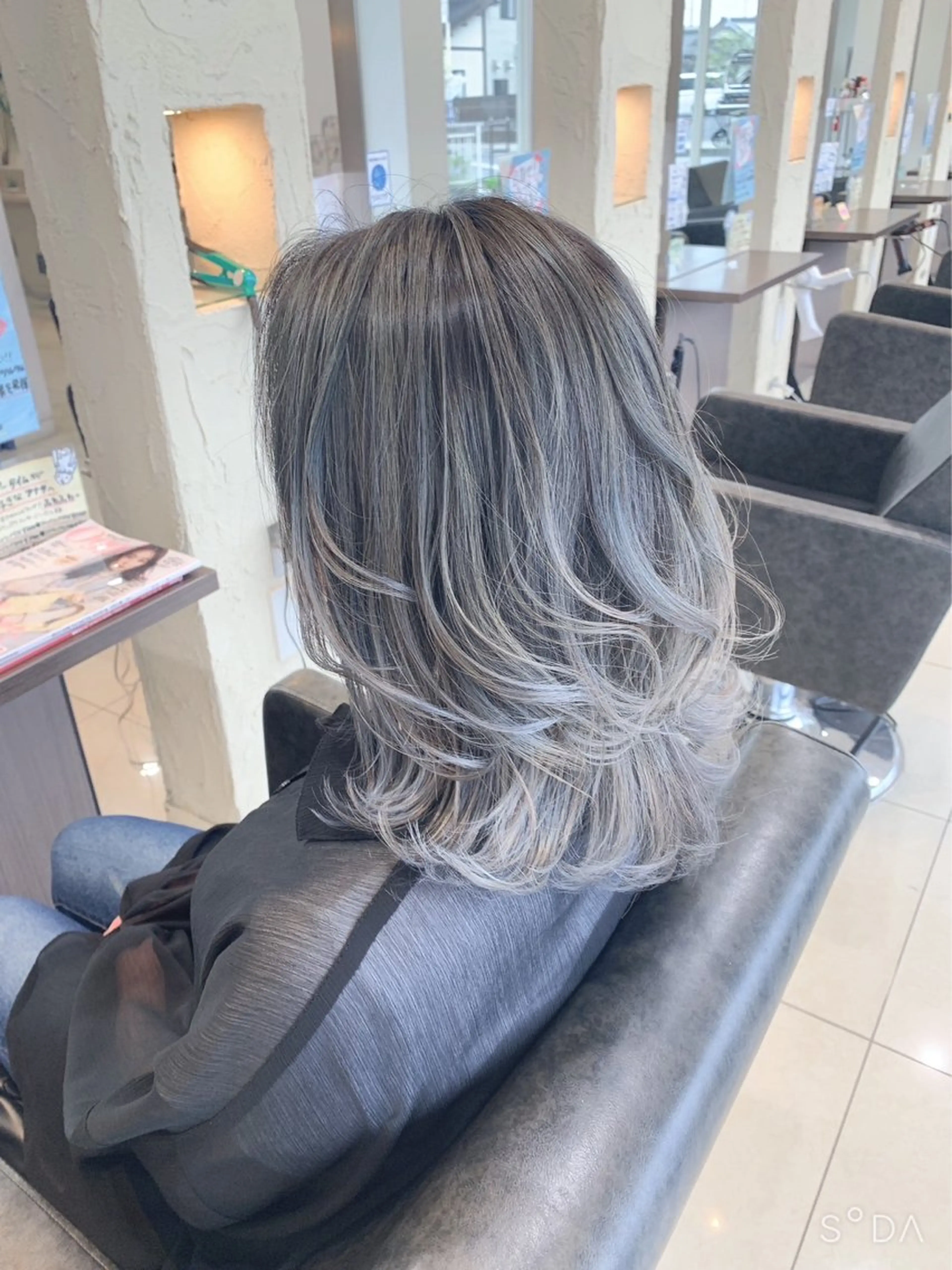 セミロング カラー ヘアアレンジ ✂︎ＧＡＬＡＸＹ✂︎ tatsukiのヘアスタイル