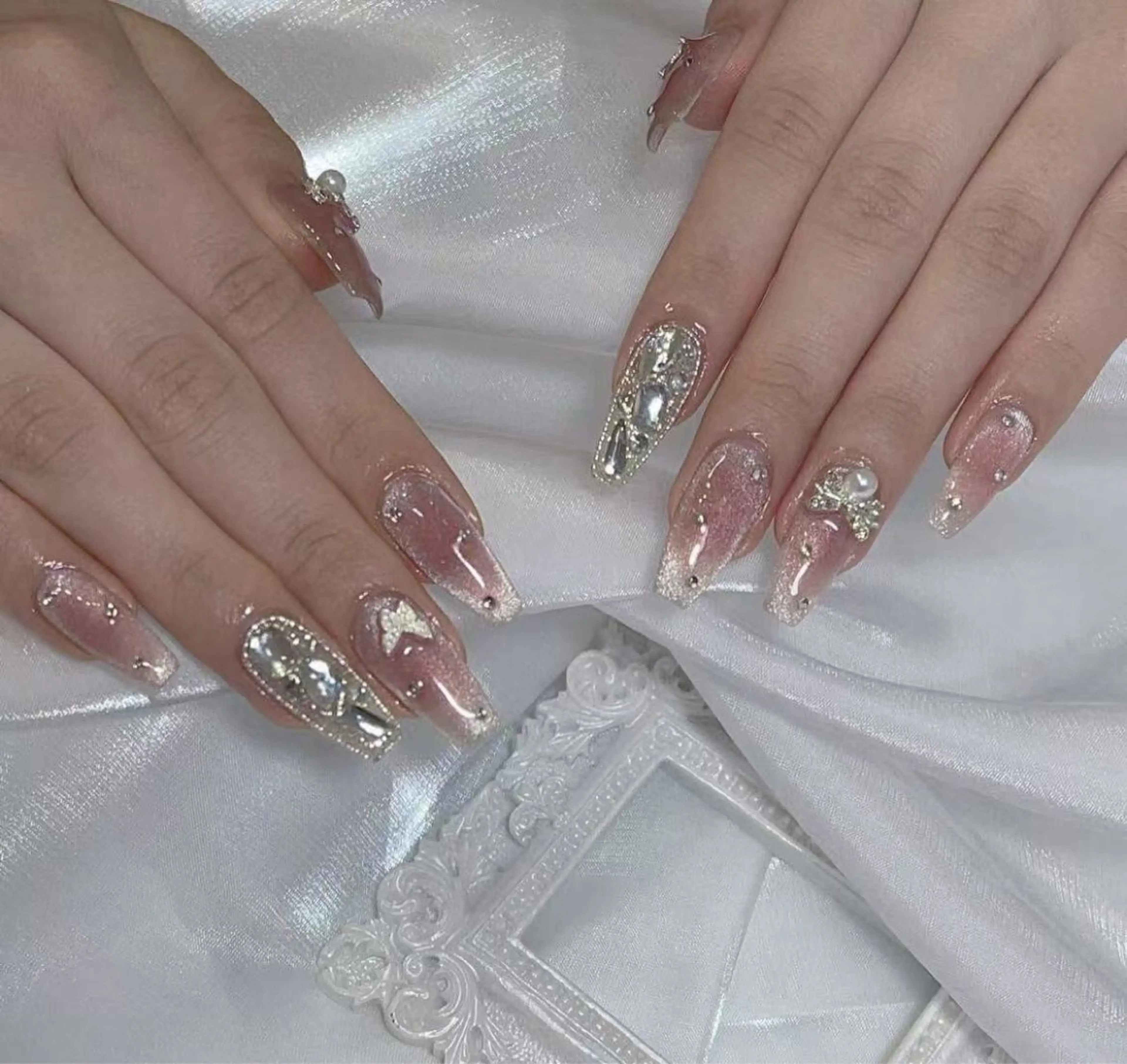 ネイル 長さ出し専門パーツ jenniferのネイルデザイン