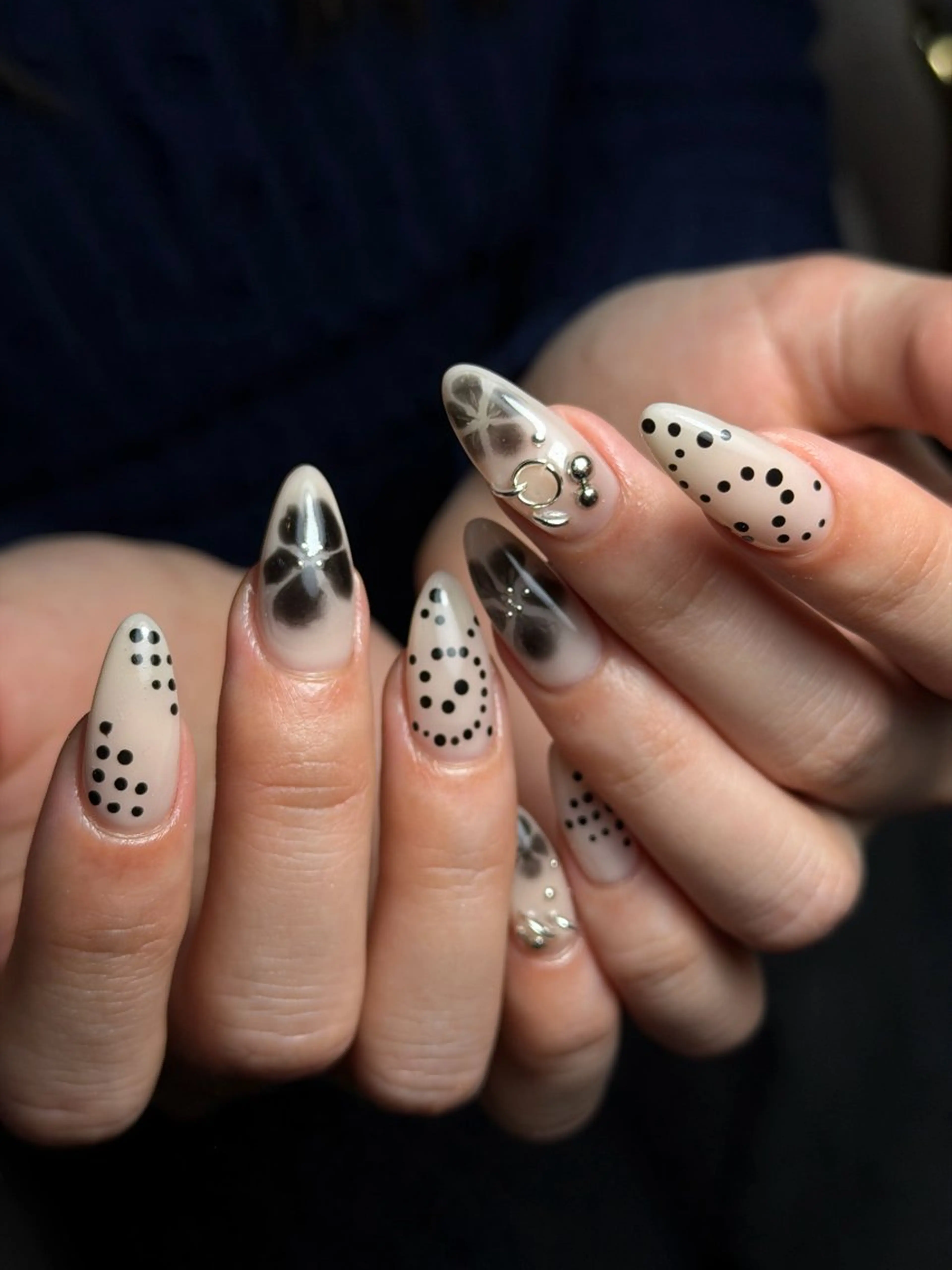 ネイル ハンドネイル SoLuna Hikariのネイルデザイン