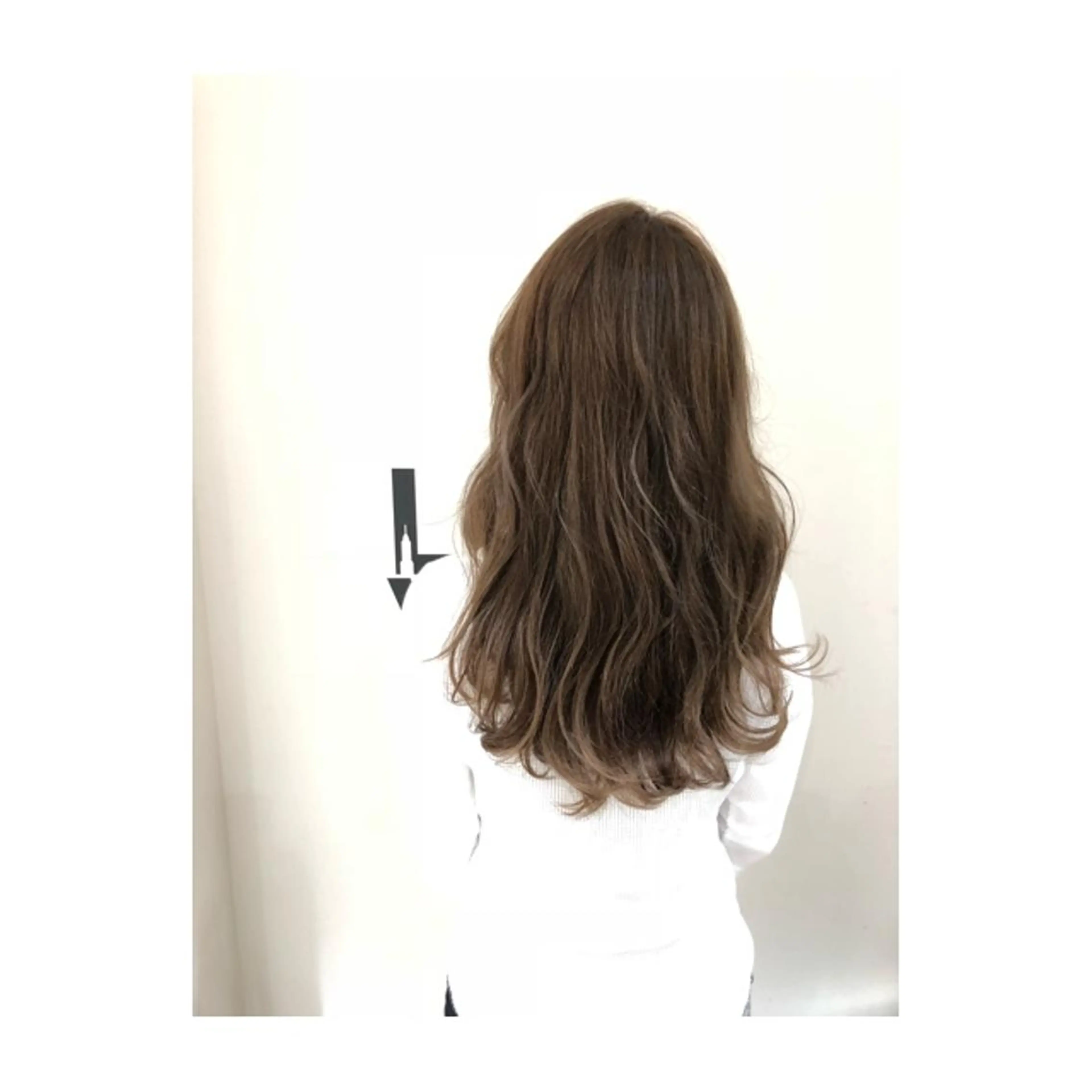 ロング アッシュ ショートが得意✂️ 藤城建太のヘアスタイル