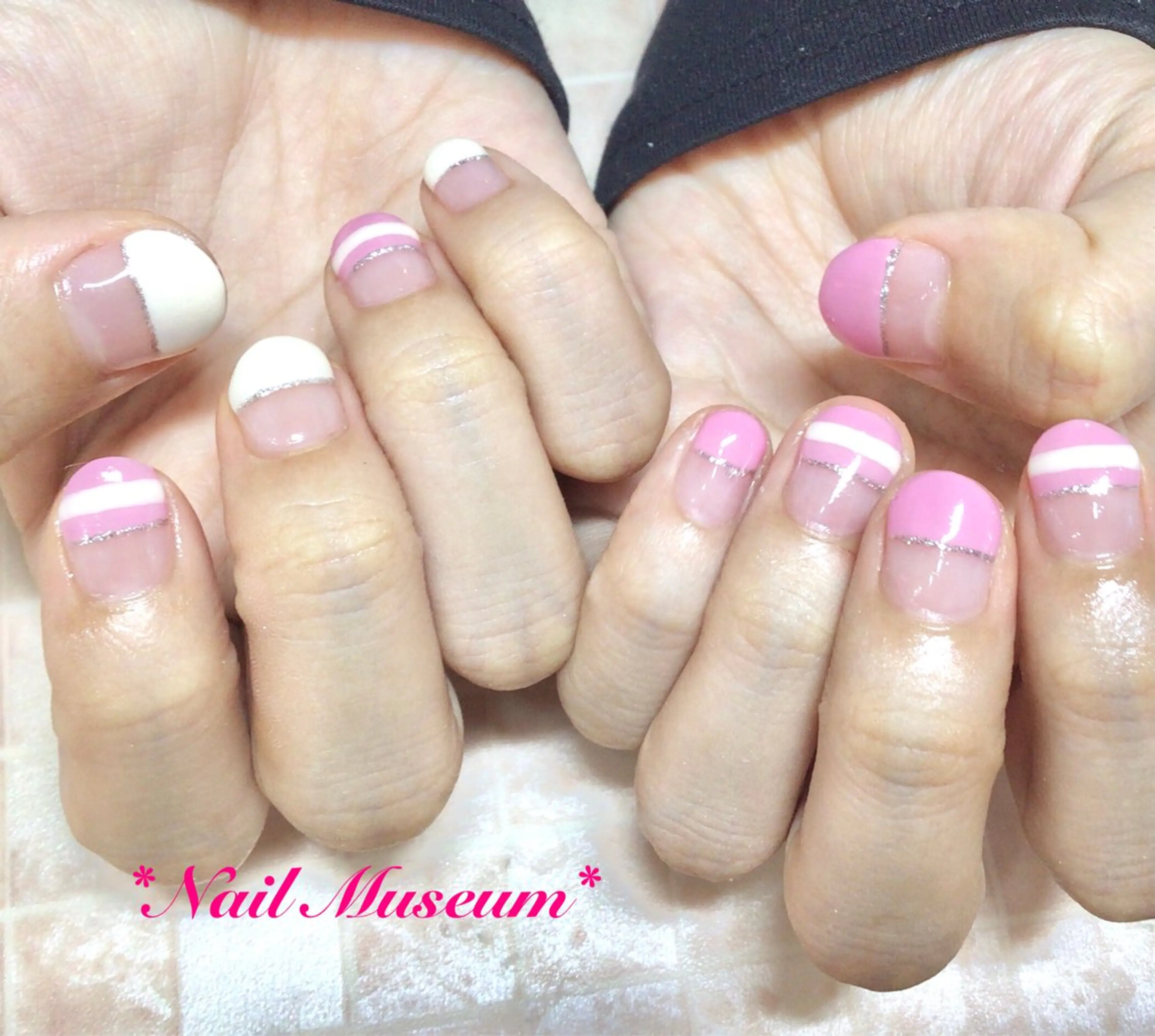 ショート マグネットネイル💛 Hayakawaのネイルデザイン