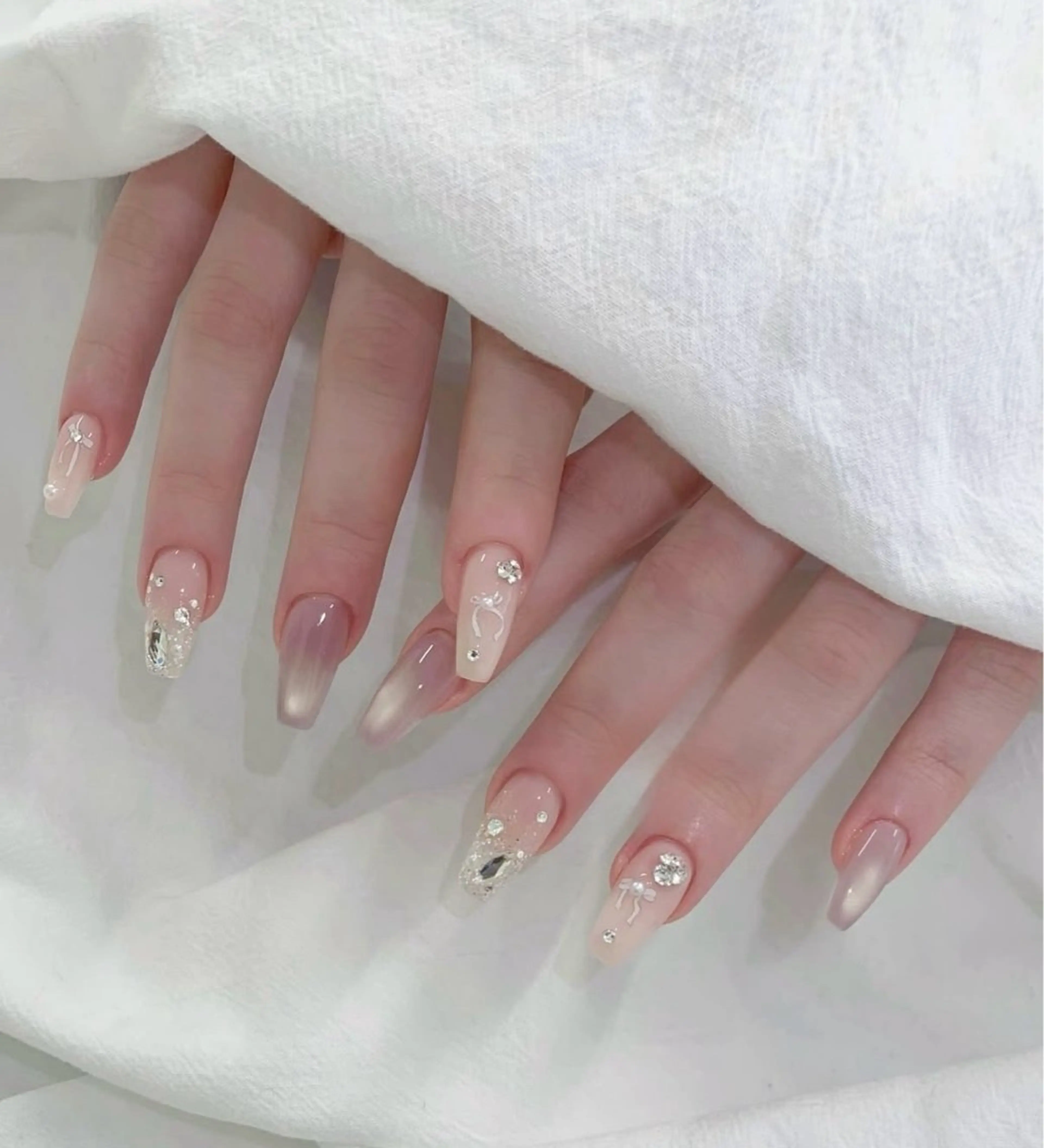 ネイル Ecrin nail ✨Yukiのネイルデザイン