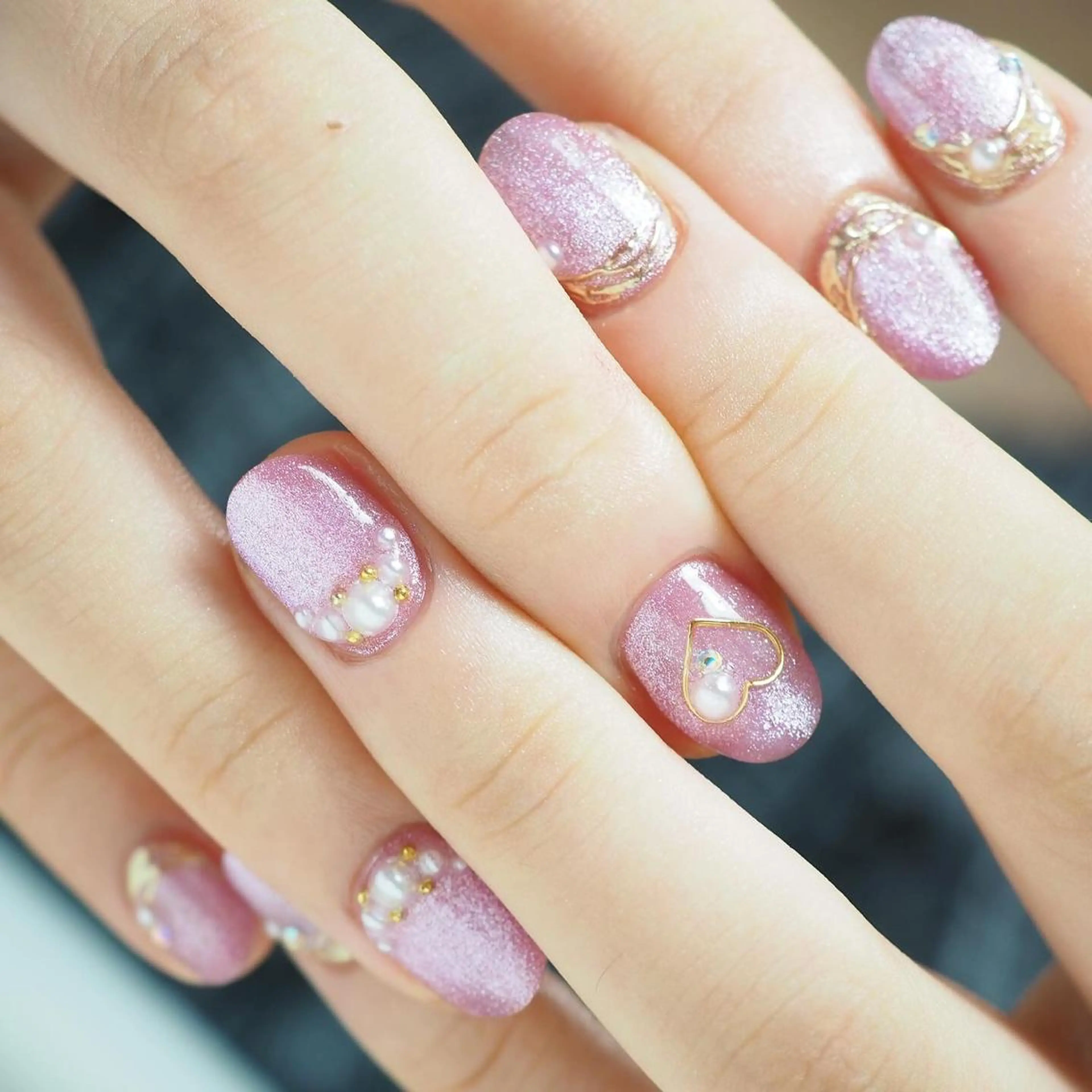 ネイル ハンドネイル 深爪を断らない スカルプ高評価店のネイルデザイン