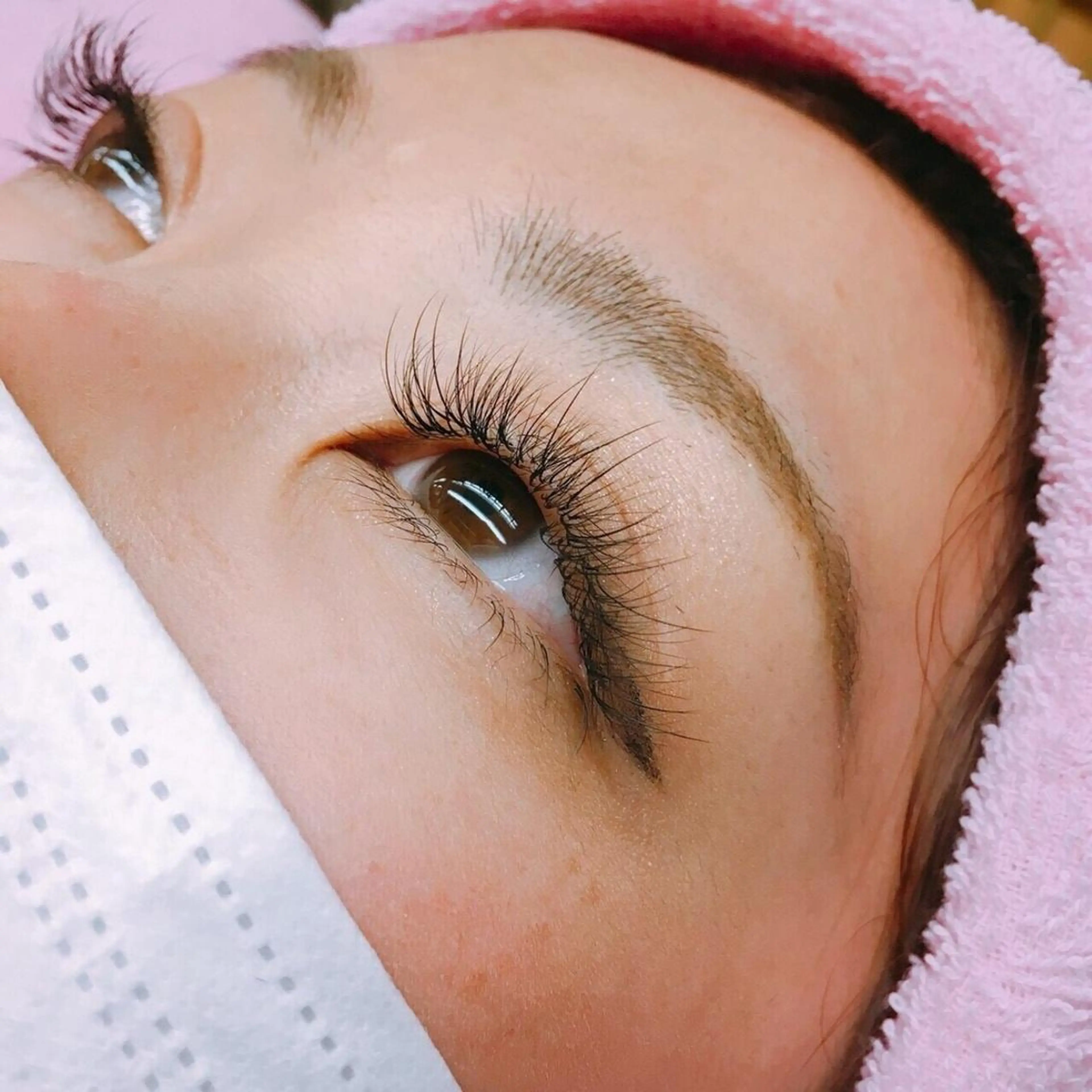 マツエク・マツパ 🤎ベージュカラー 🐶メンズパーマのヘアスタイル