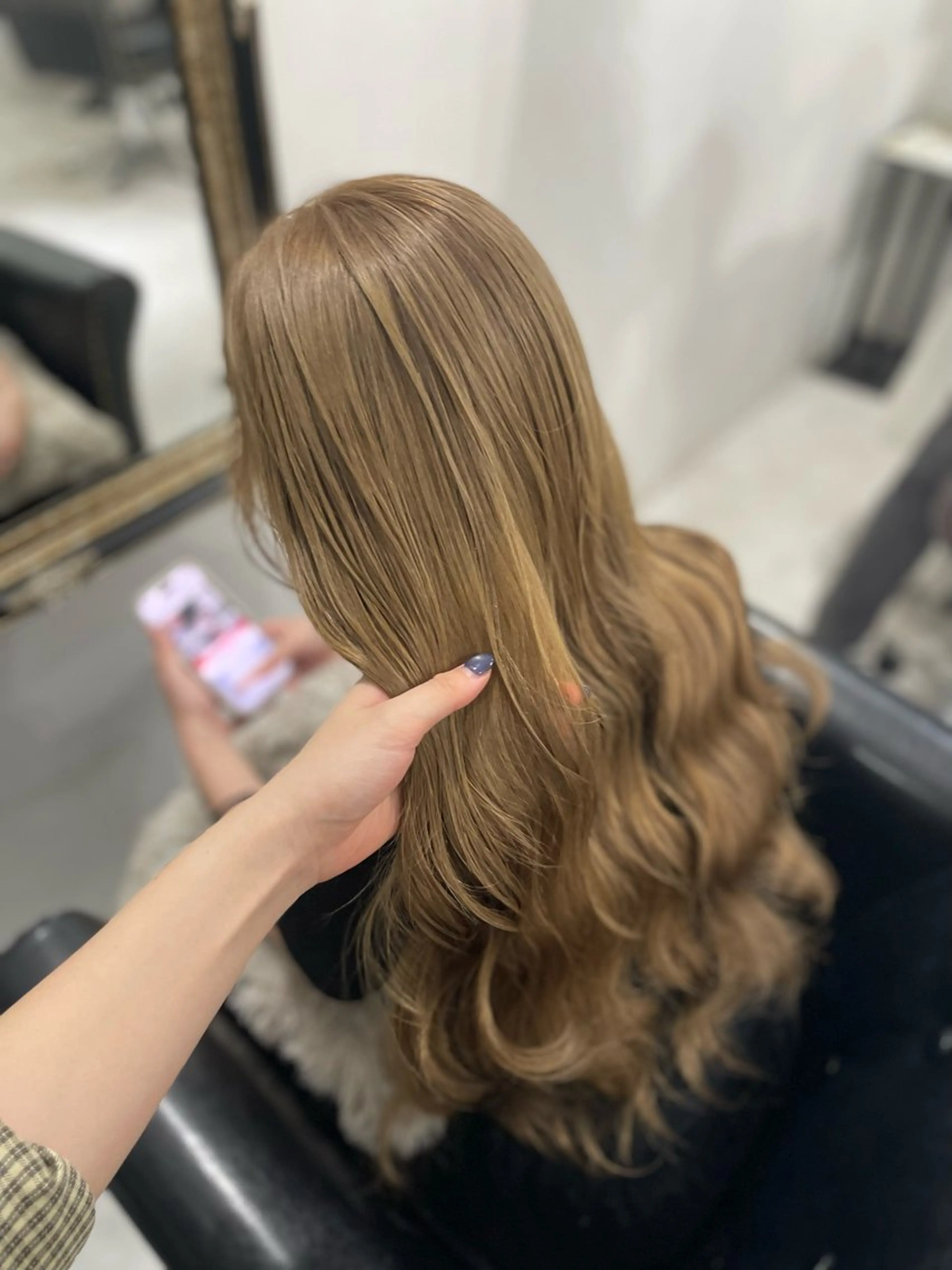 ロング ヘアカラー トリートメント 榊原 朋香のヘアスタイル