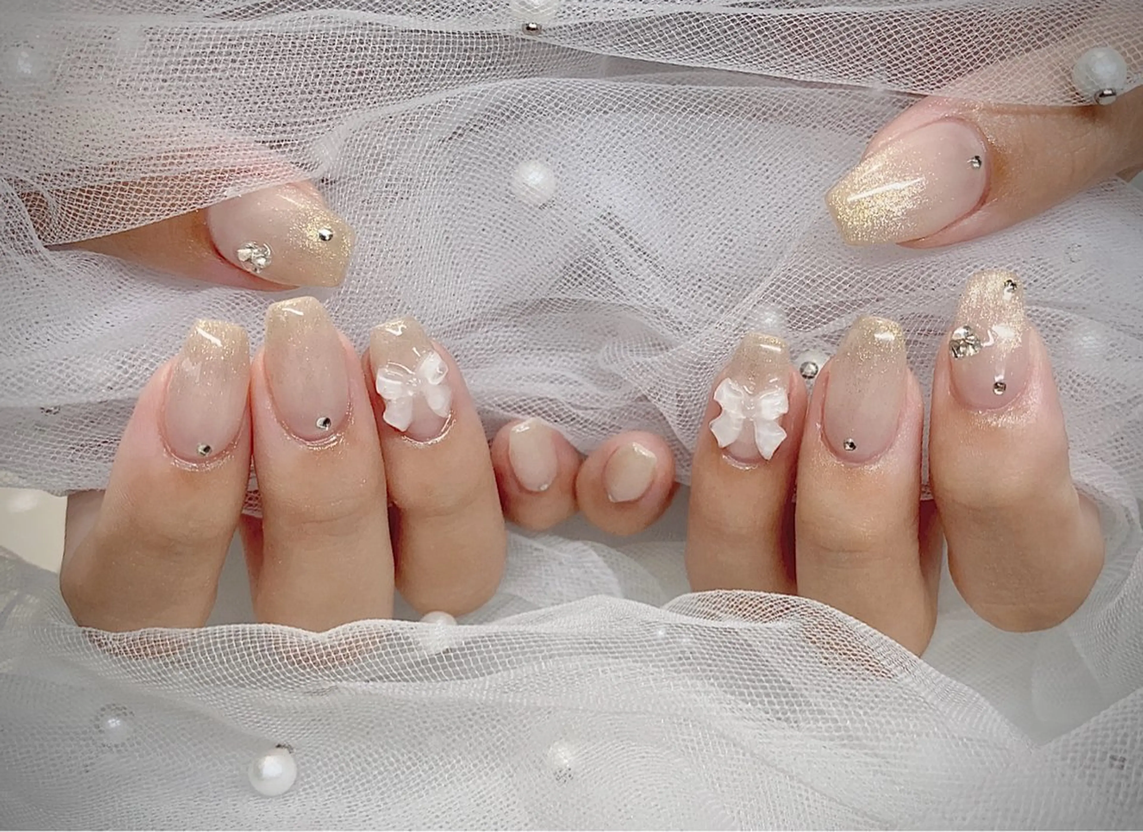 ネイル I-nailロング /ワンホン/キラキラのネイルデザイン