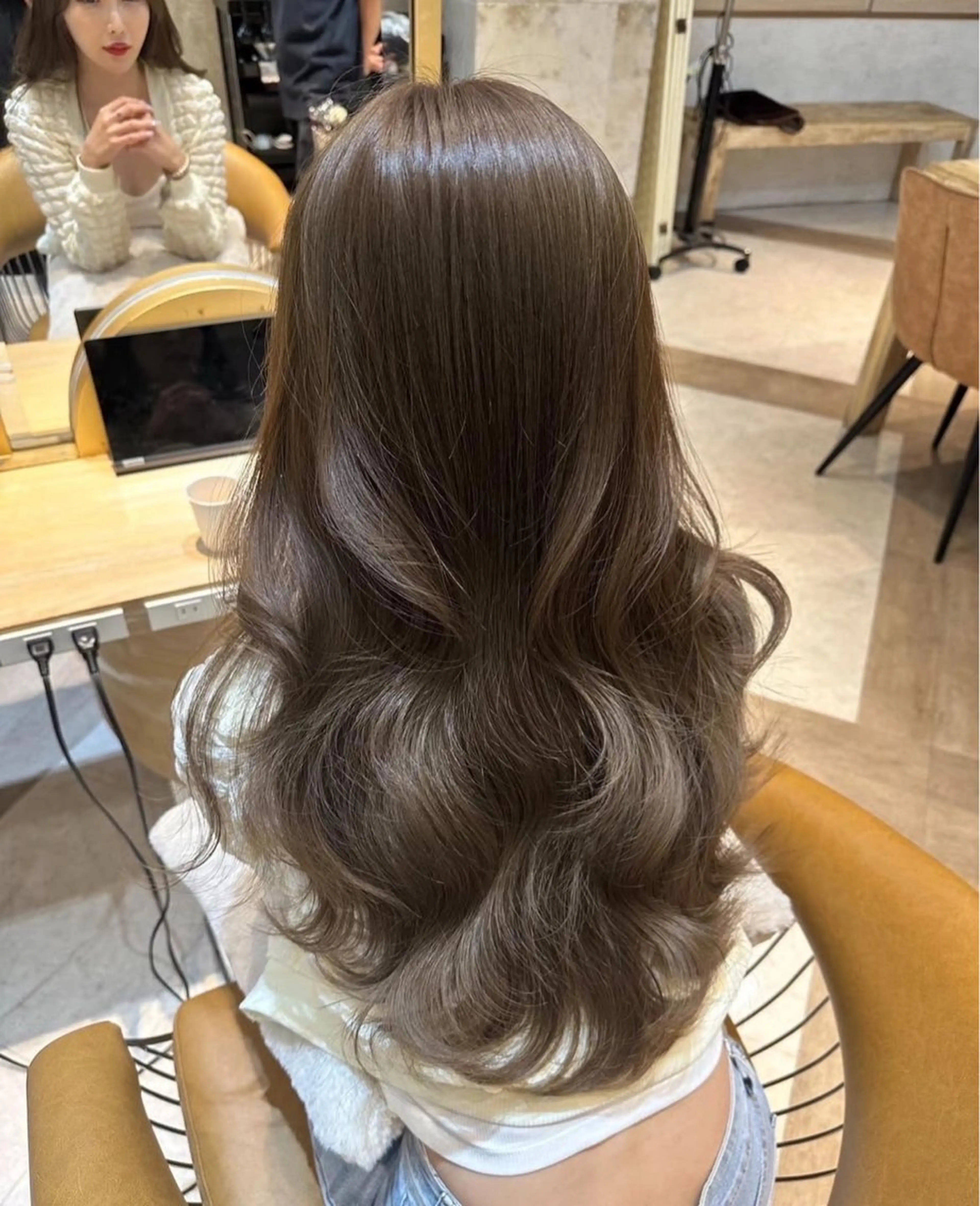 ロング ボブ ハイライト 髪質改善 Lond Lūna所属・みく/韓国風艶カラー /透明感カラーのヘアスタイル