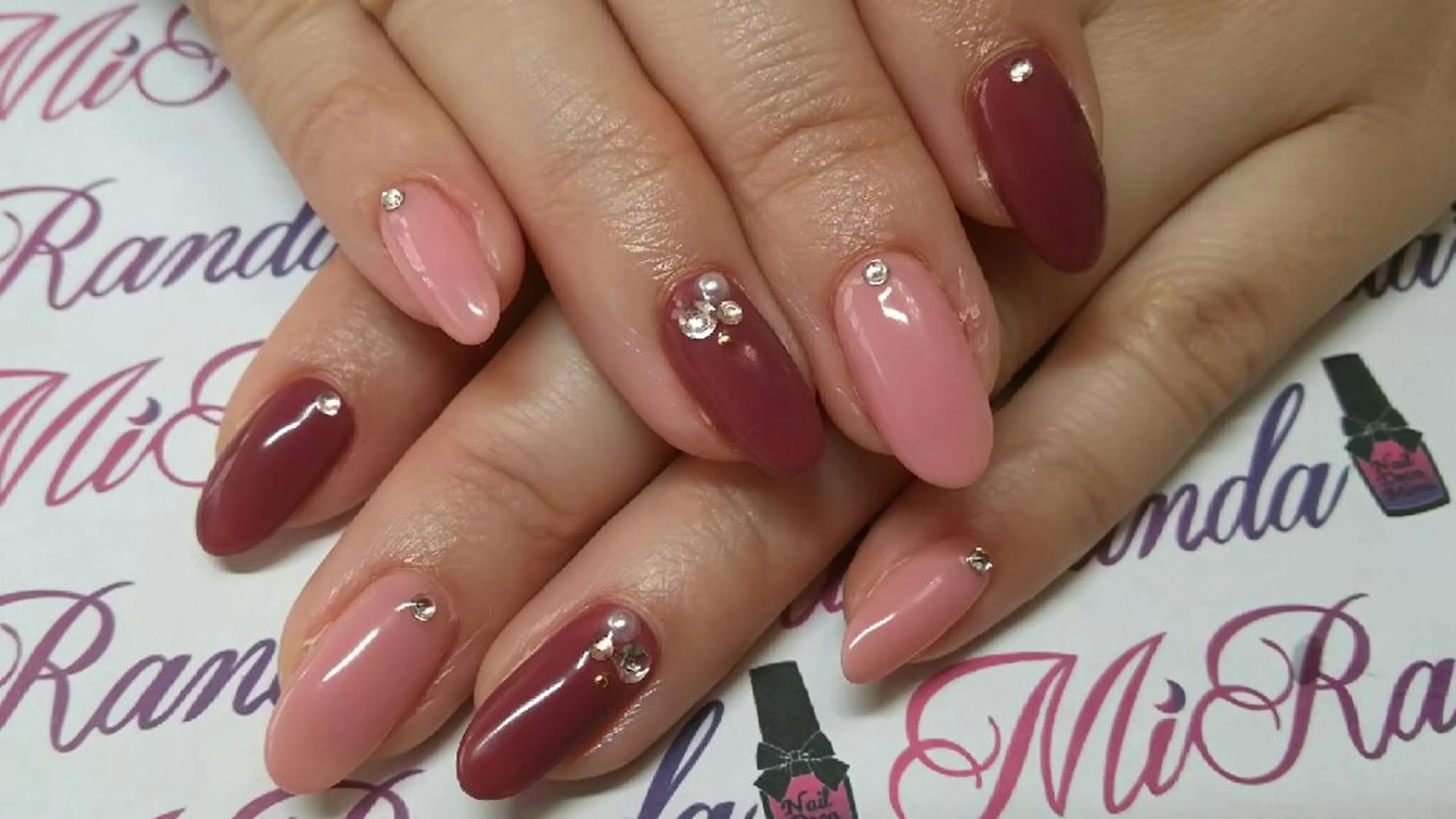 ネイル MiRanda Nail所属・MiRanda 保坂 舞のネイルデザイン