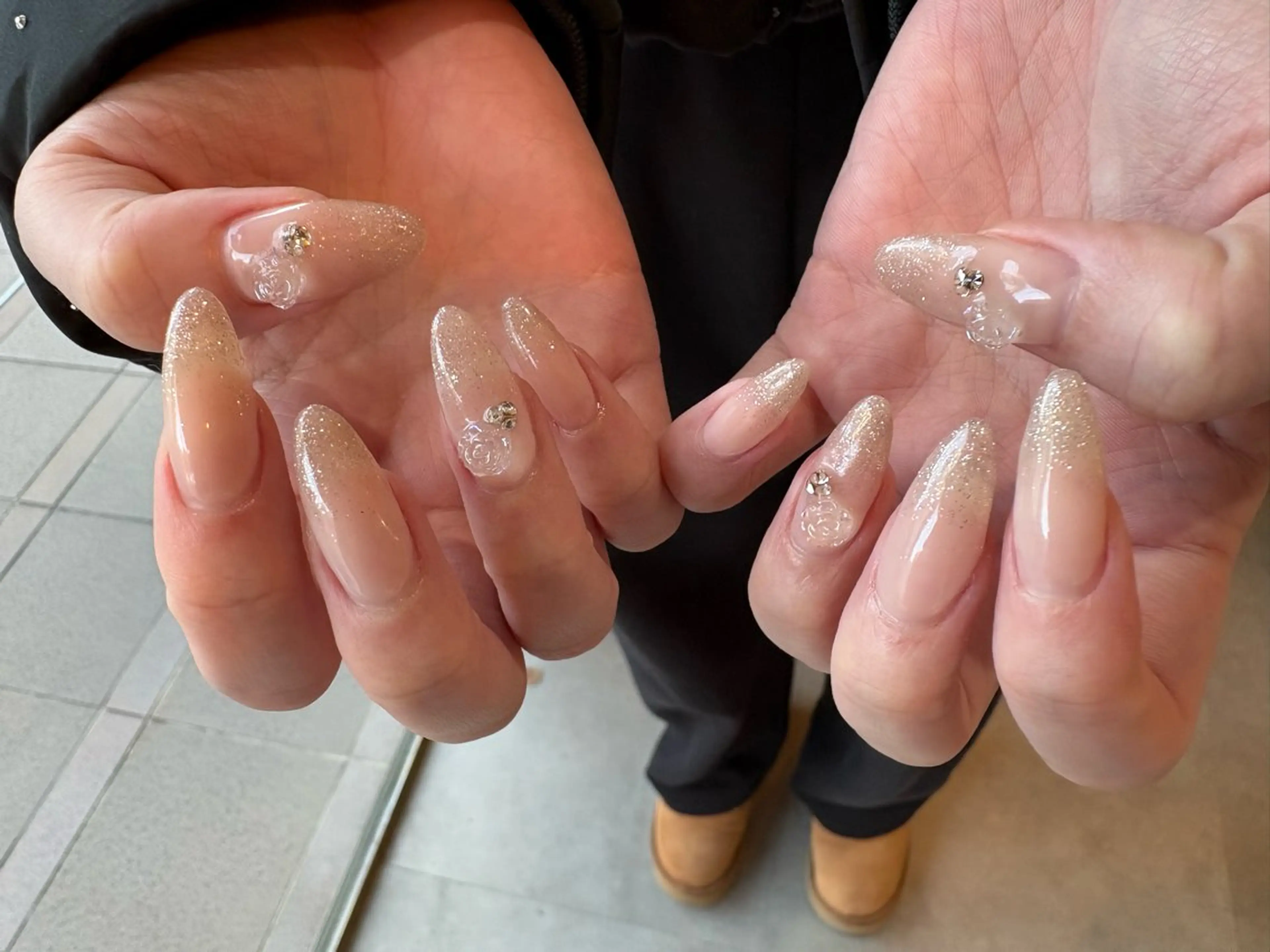 ネイル ハンドネイル Lesest Emiriのネイルデザイン