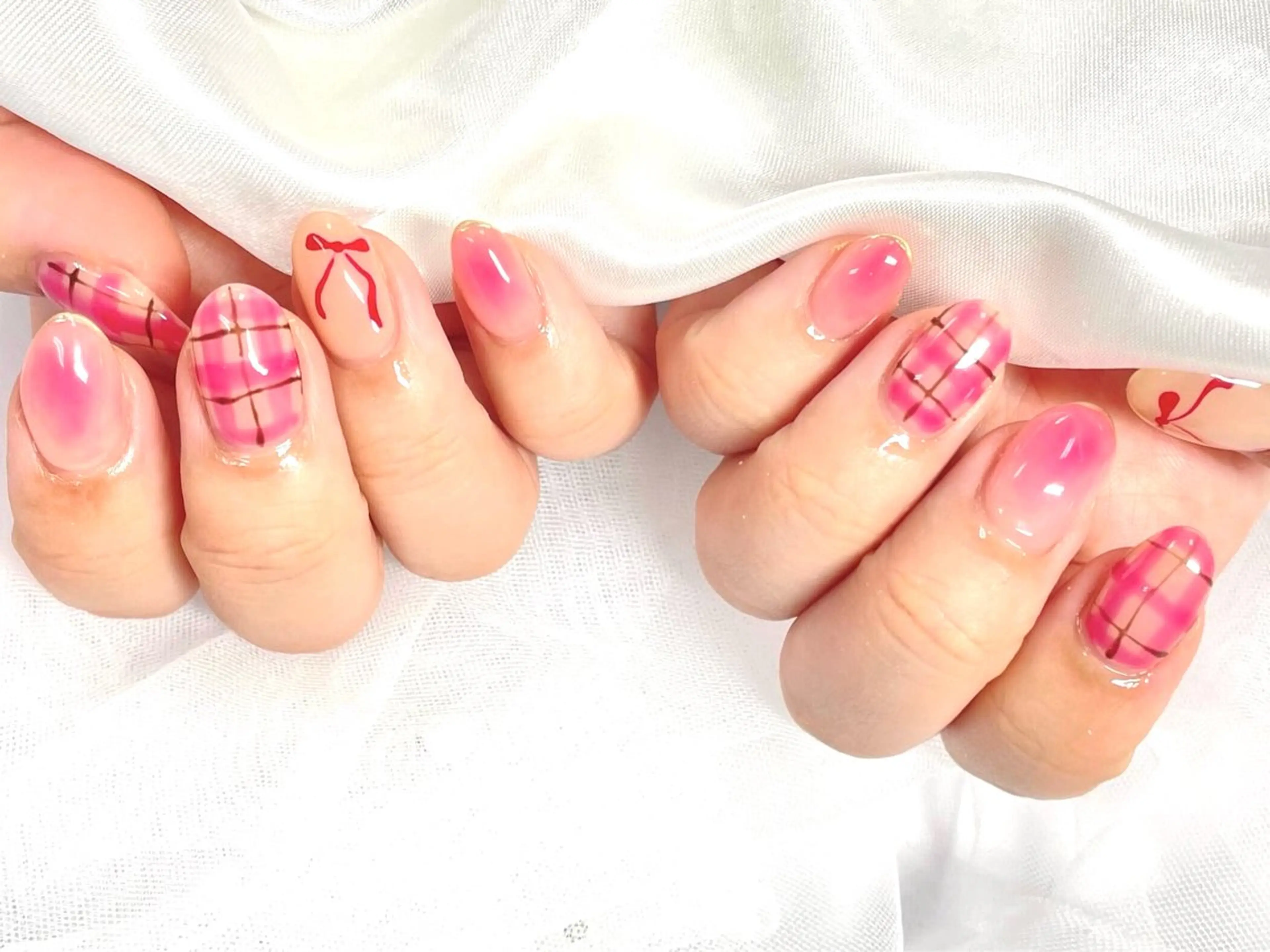 ネイル アートネイル ジェルネイル マグネットネイル 持ち込み パラジェル ハンドネイル Nail Neige🐈🌙のネイルデザイン