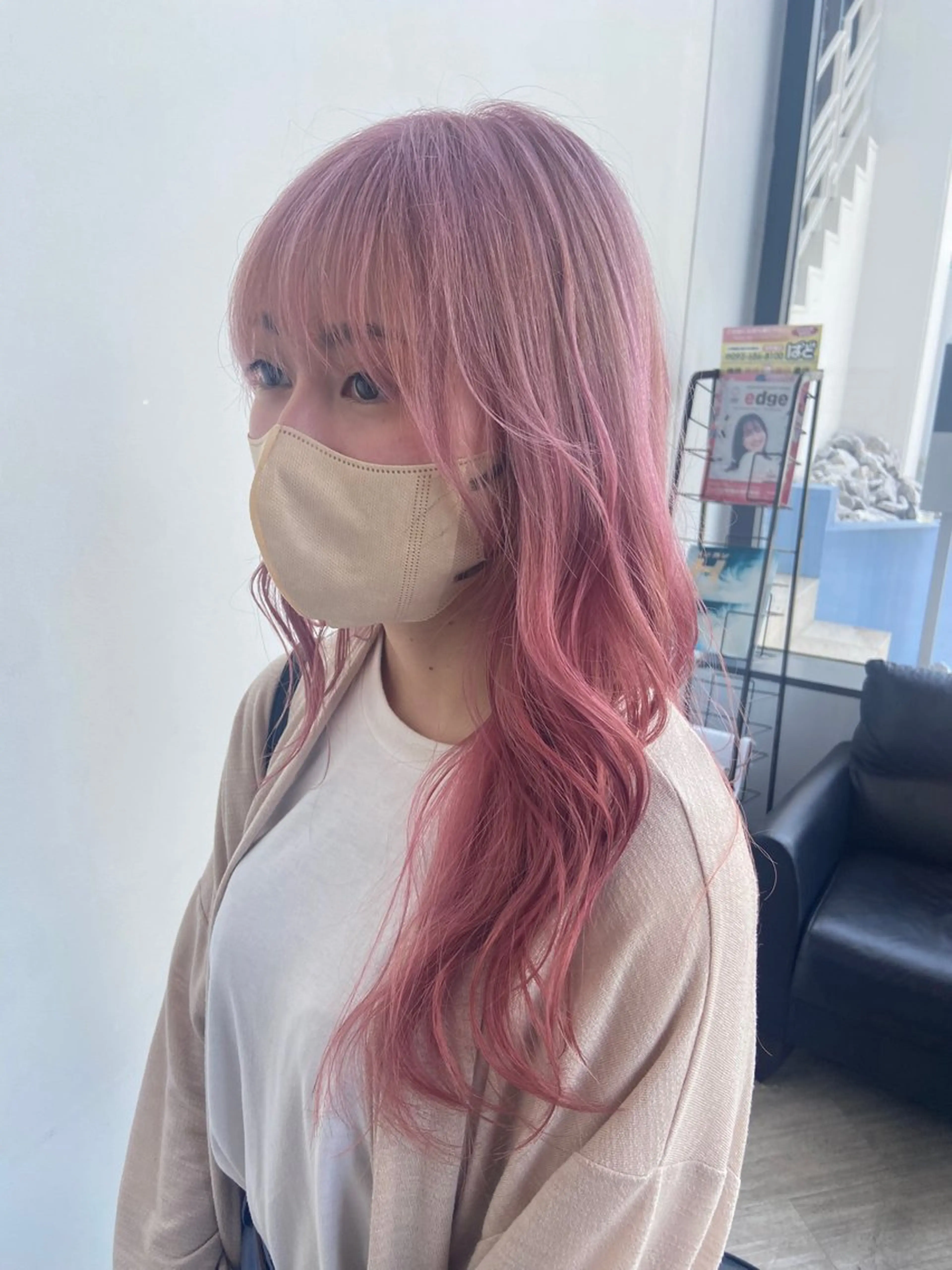 ロング 瀧下 唯のヘアスタイル