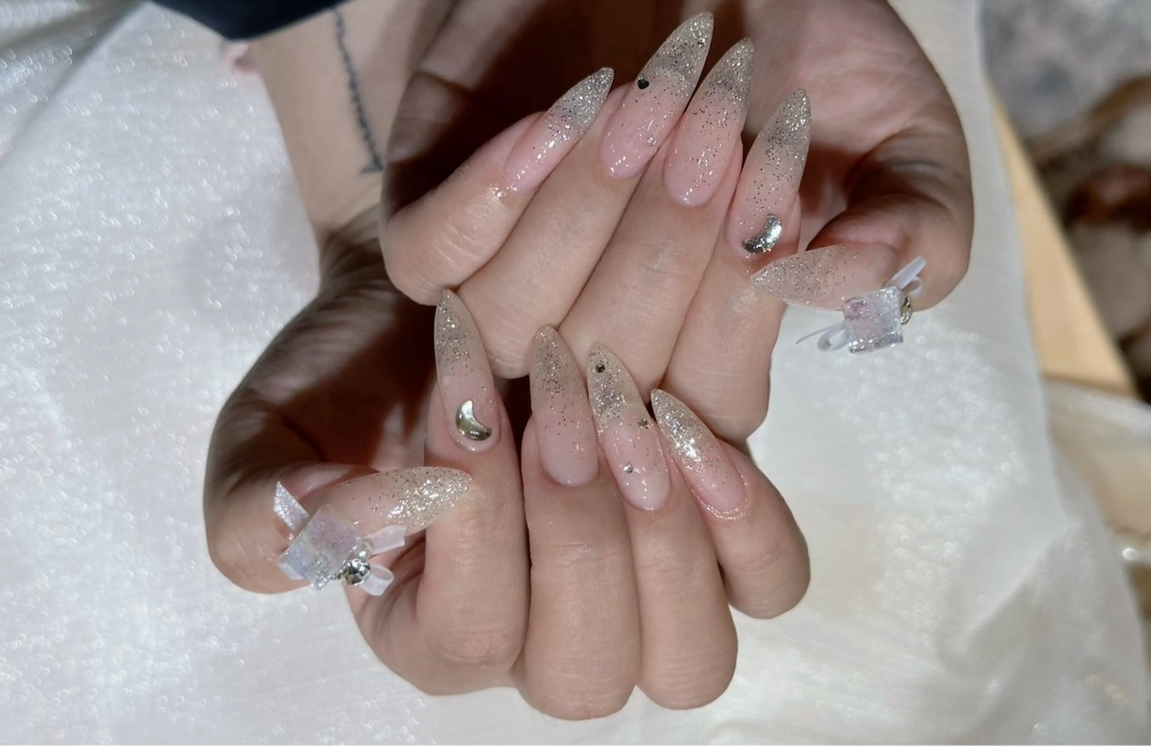 ネイル アートネイル フットネイル ジェルネイル ハート キラキラネイル Babarla　Nail　Salon所属・babarla Nailのネイルデザイン