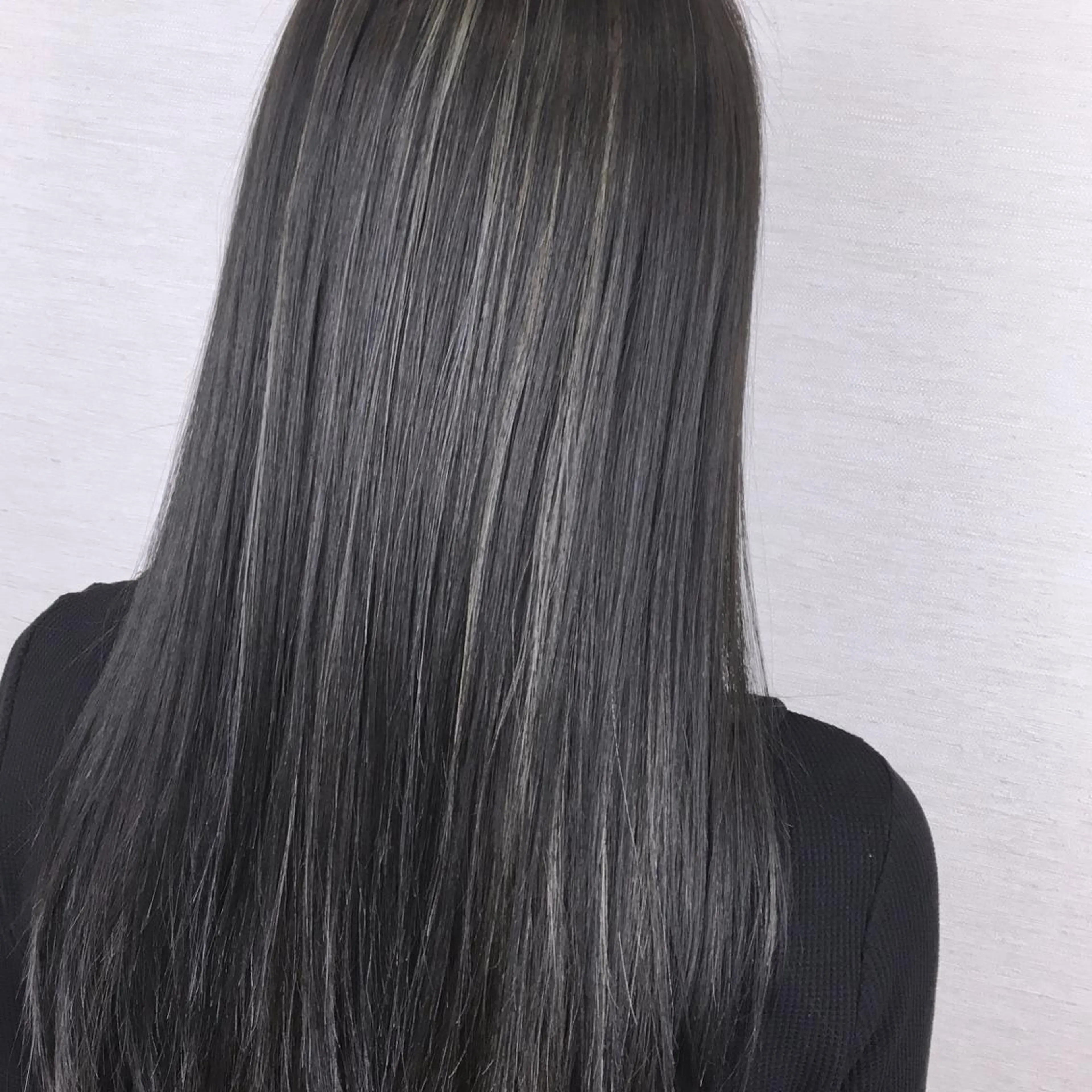 ロング ブリーチなしダブル/ レイヤーカット 小棹のヘアスタイル