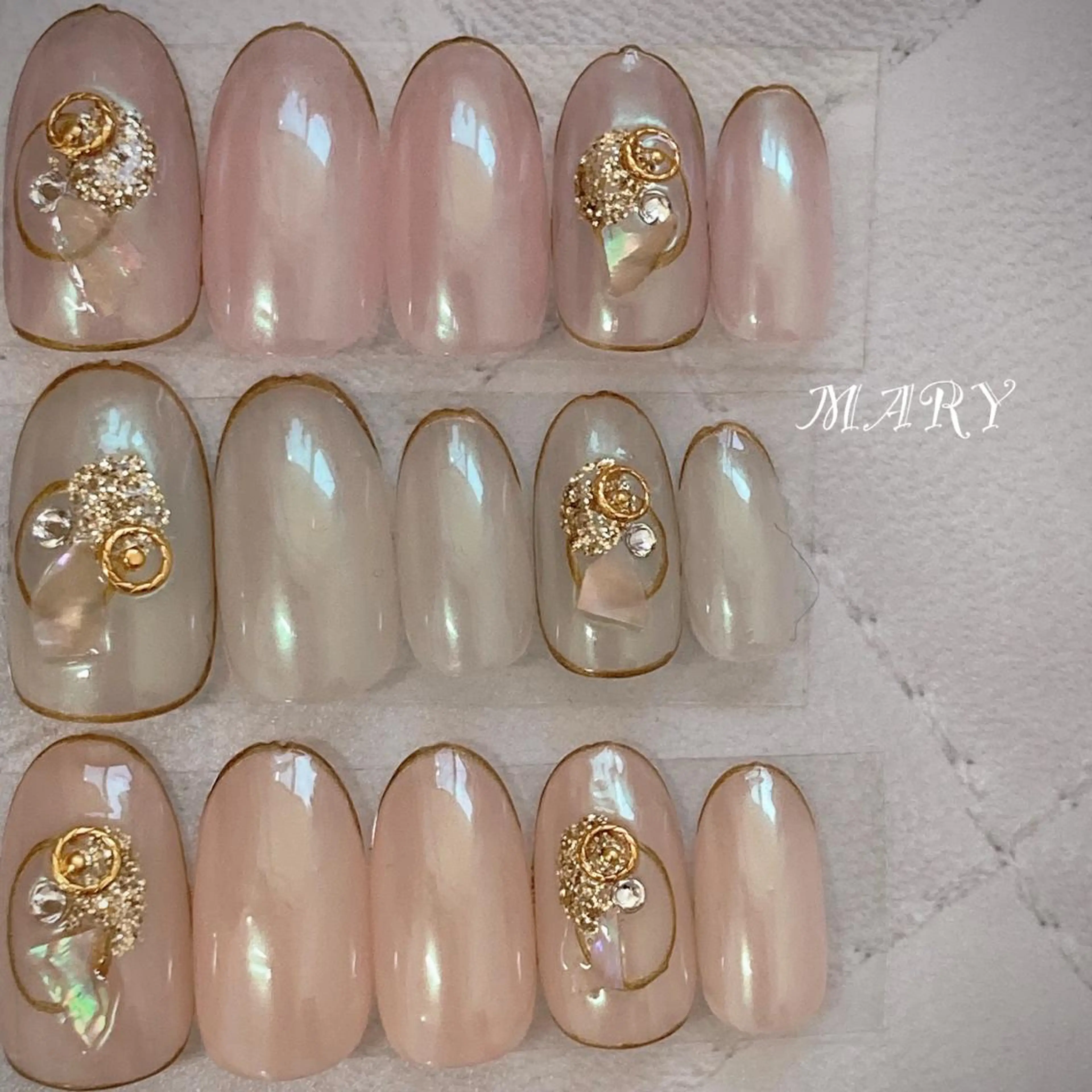 ネイル オーロラネイル ニュアンスネイル ワンカラーネイル オレンジ パステルネイル ハンドネイル Mary nail所属・Mary nail .narumiのネイルデザイン