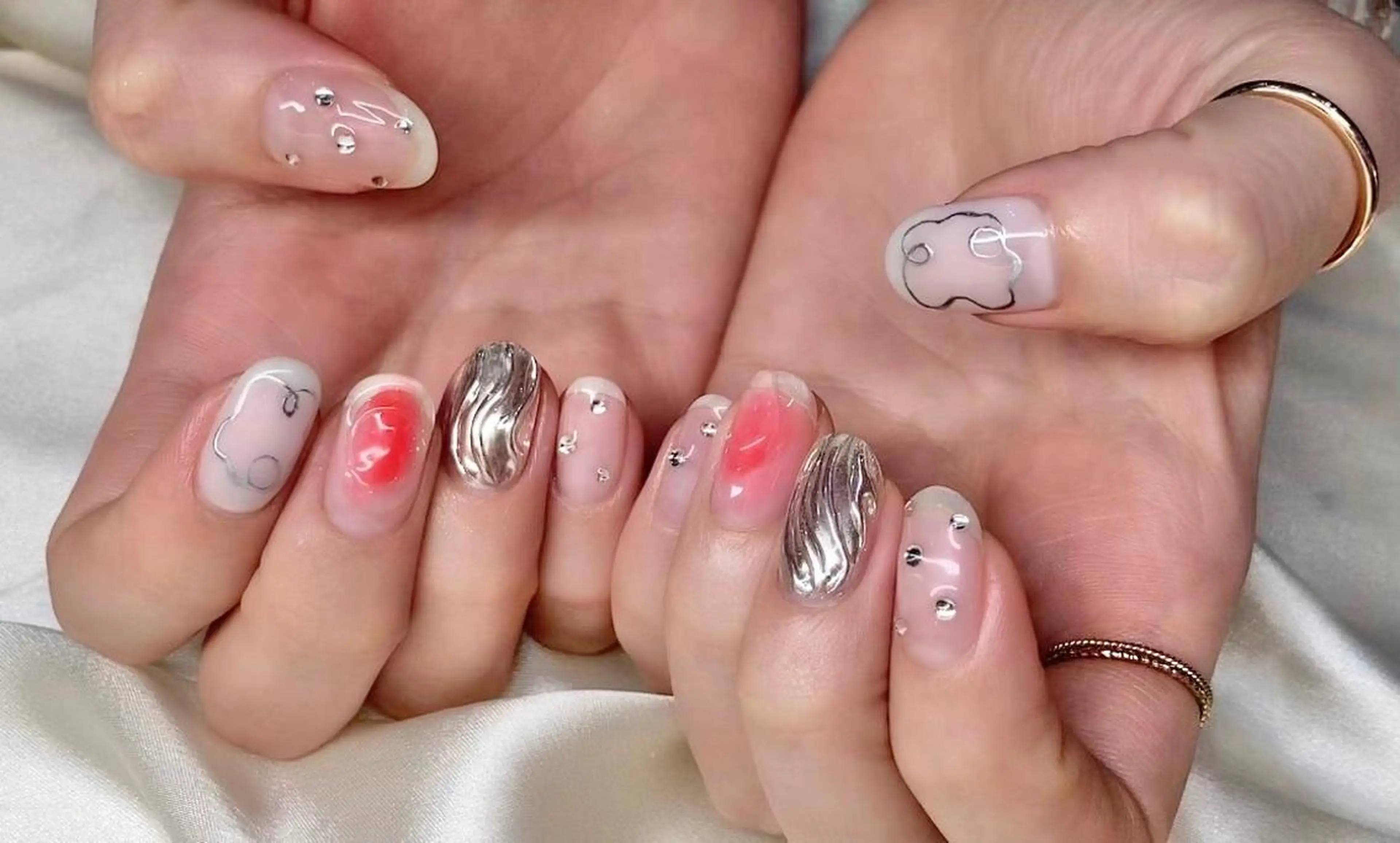 ネイル マツエク・マツパ アイブロウ 眉カラー 韓国風マツエク パリジェンヌラッシュリフト まつげパーマ ワンホンマツエク ハンドネイル Nail&eye Belire 新宿のネイルデザイン