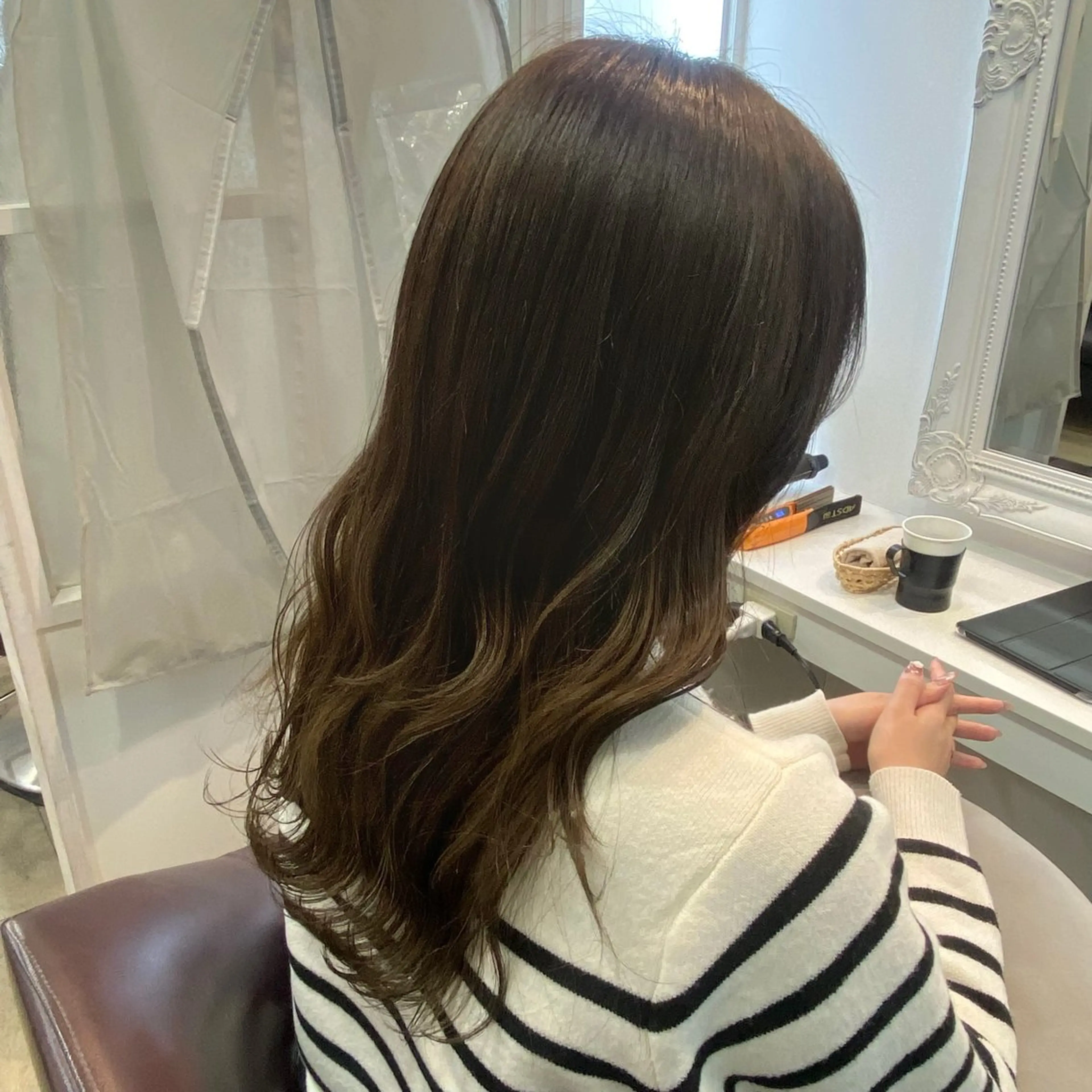 ロング カラー ベージュカラー ヘアカラー トリートメント 𝑆𝐴𝑂𝑅𝐼 /大森🪞🎀のヘアスタイル