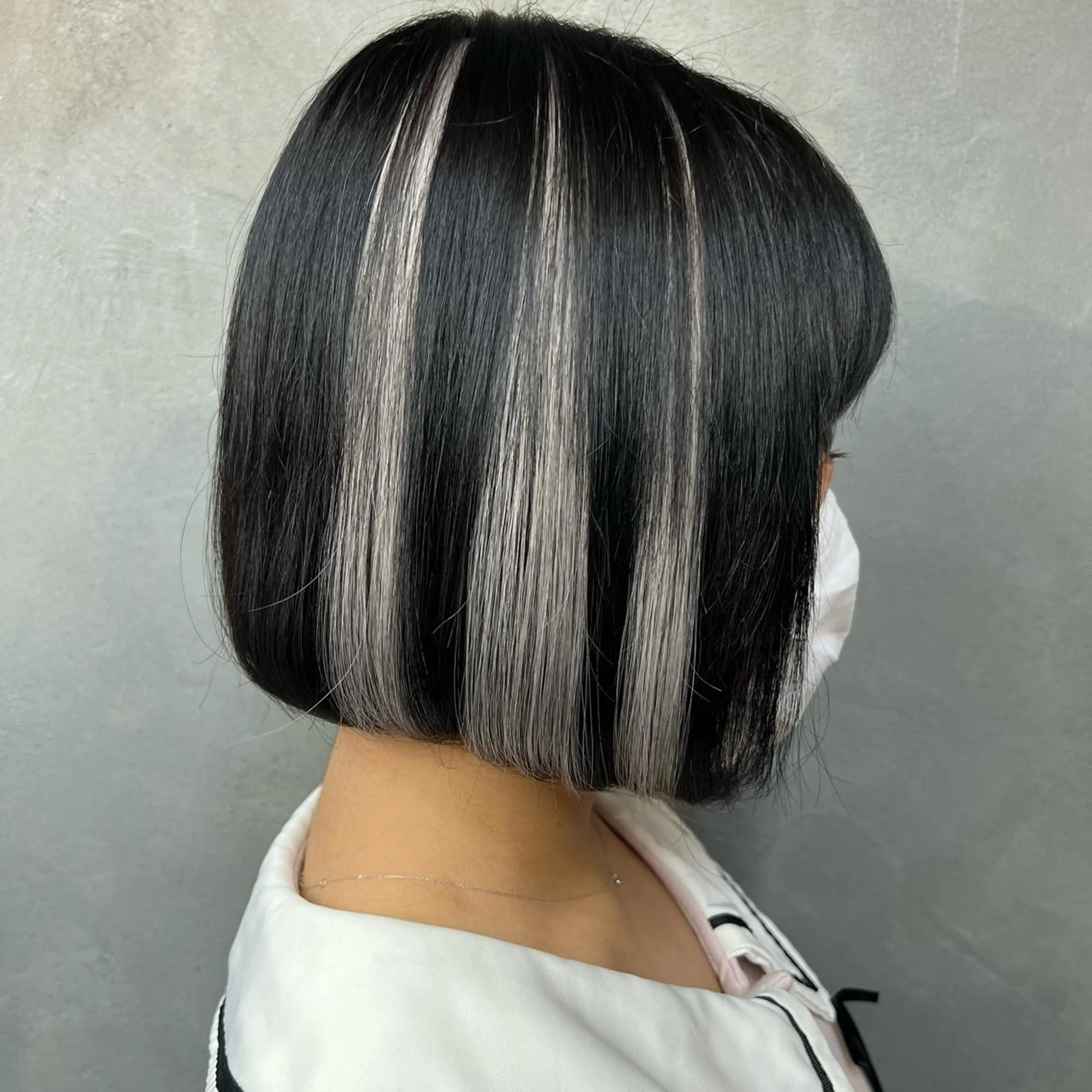 ミディアム CS made by SHACHU栄店所属・❤️‍🔥シールエク ＋カラー京❤️‍🔥のヘアスタイル