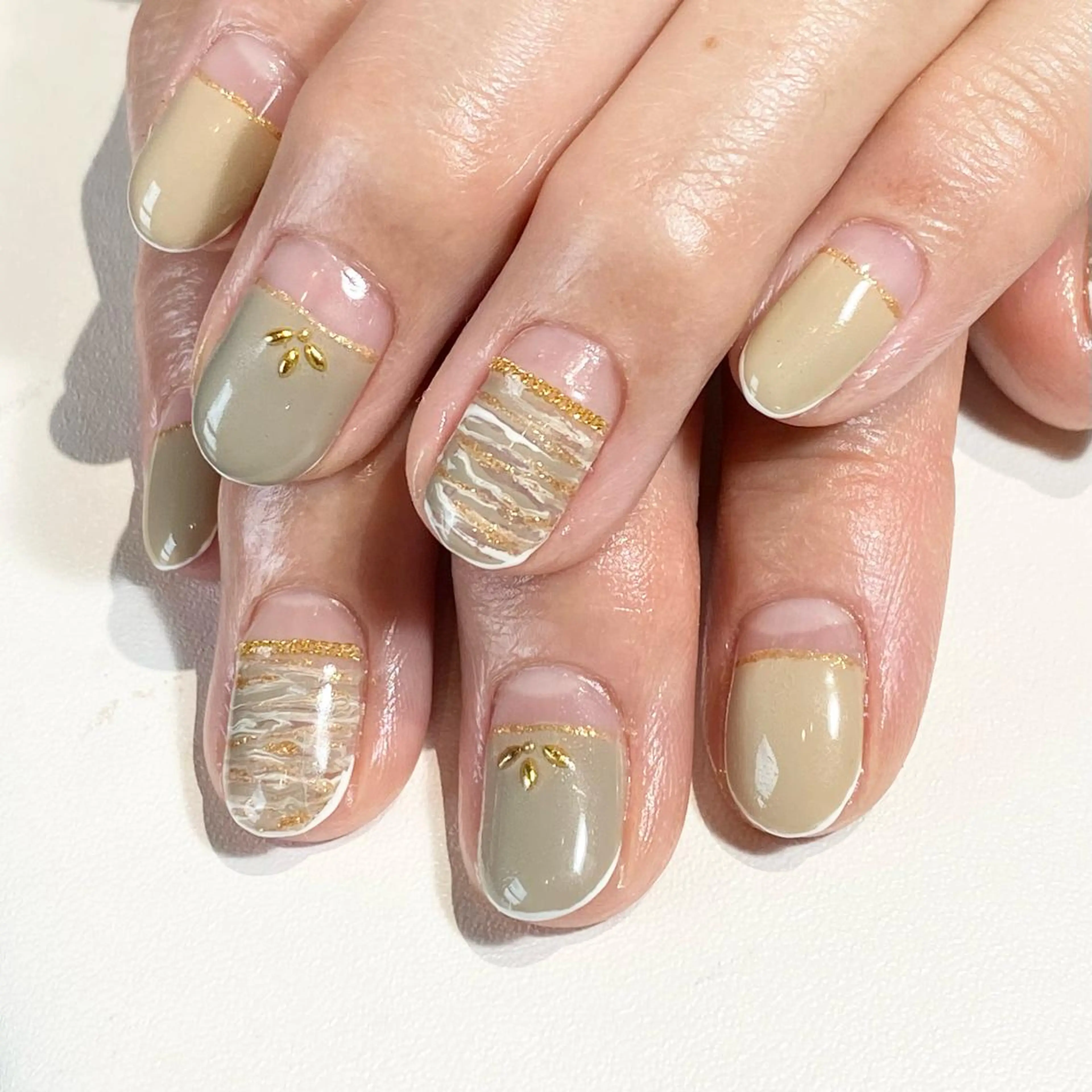 ネイル Flore (フロール)の眉毛・アイブロウイメージ