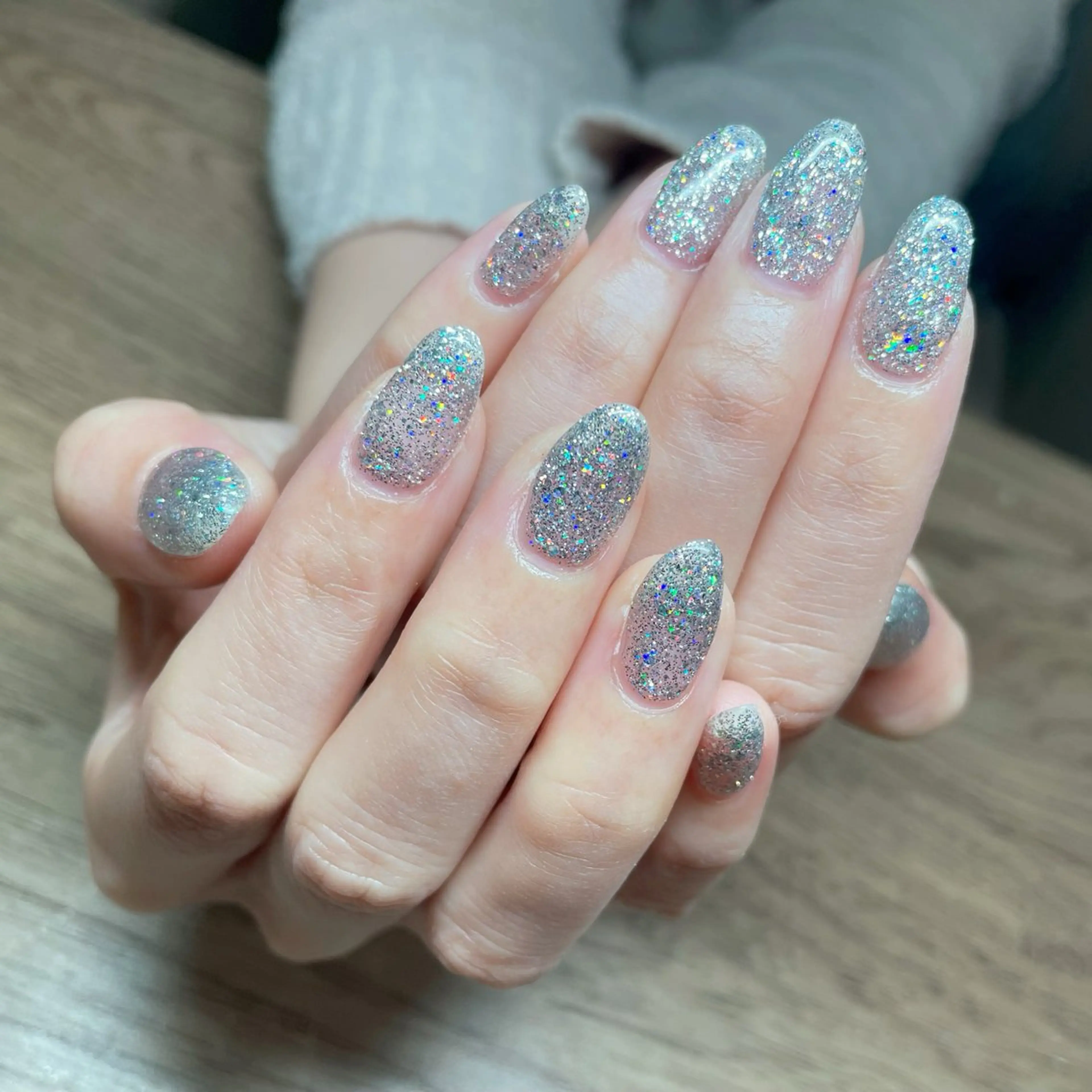 ネイル ネイルサロンエーナイン麻生店所属・N. MARIのネイルデザイン