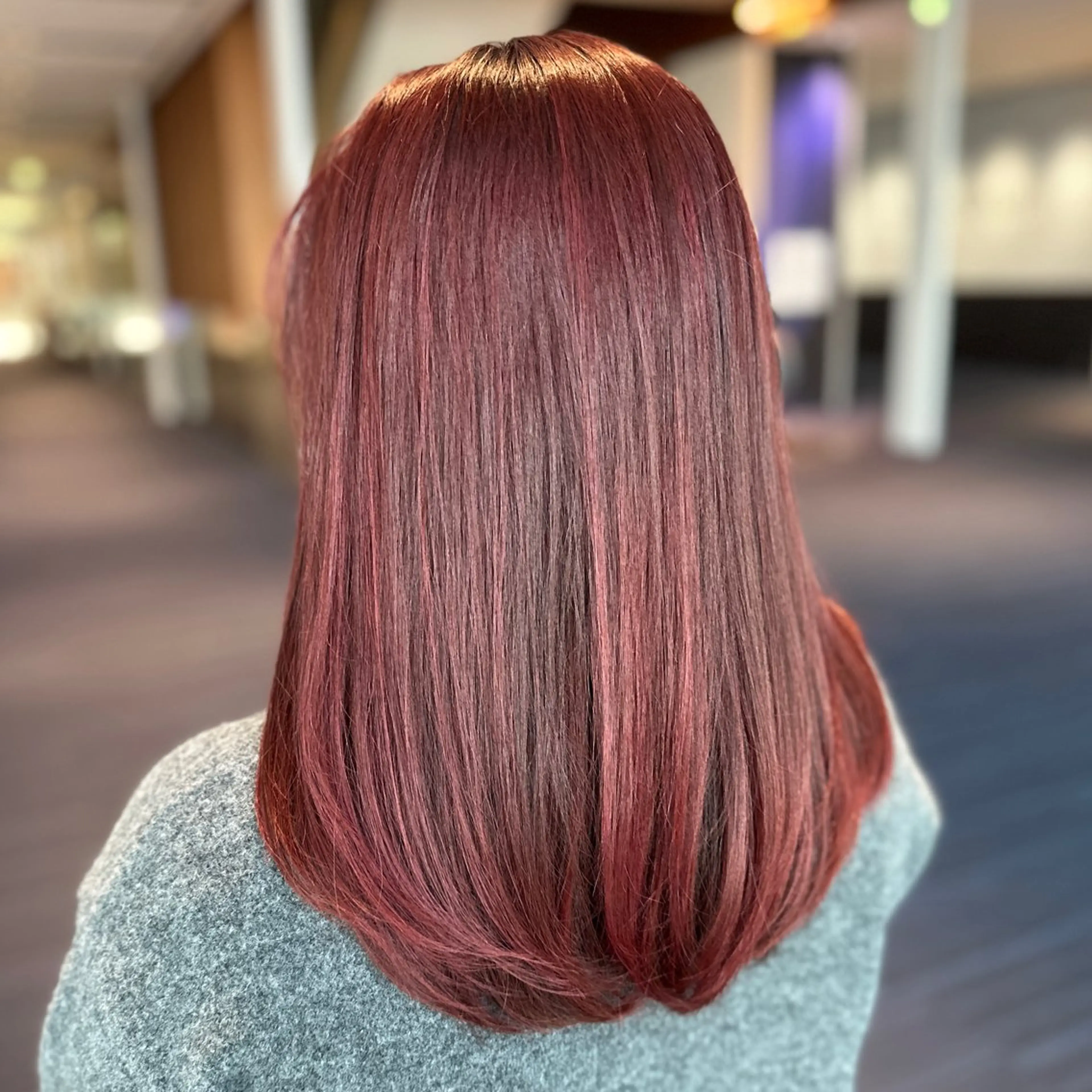 セミロング カラー レッドカラー レイヤーカット レイヤー/グレージュ メンズパーマのヘアスタイル