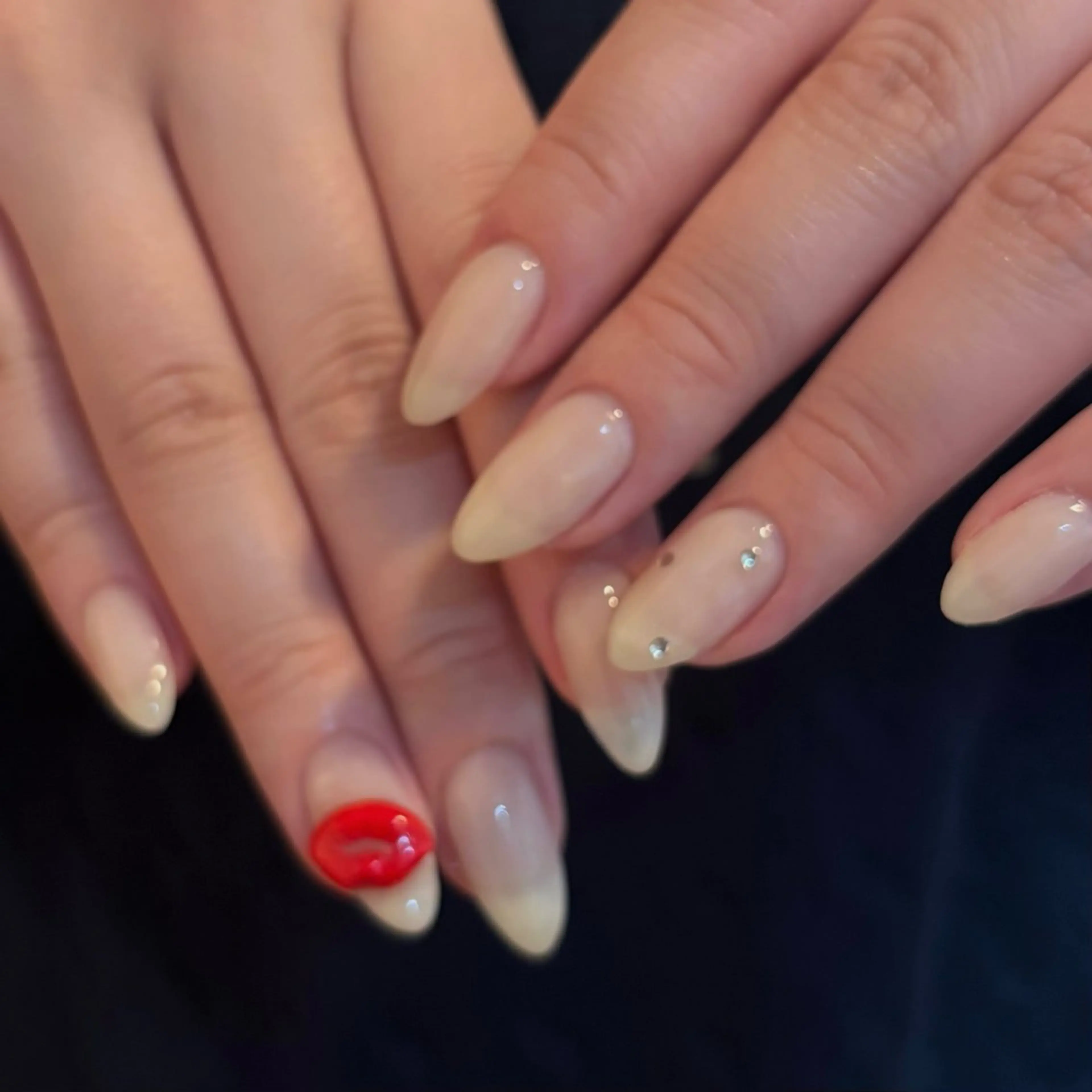 ネイル ハンドネイル フットネイル yuri / 個性派nailのネイルデザイン