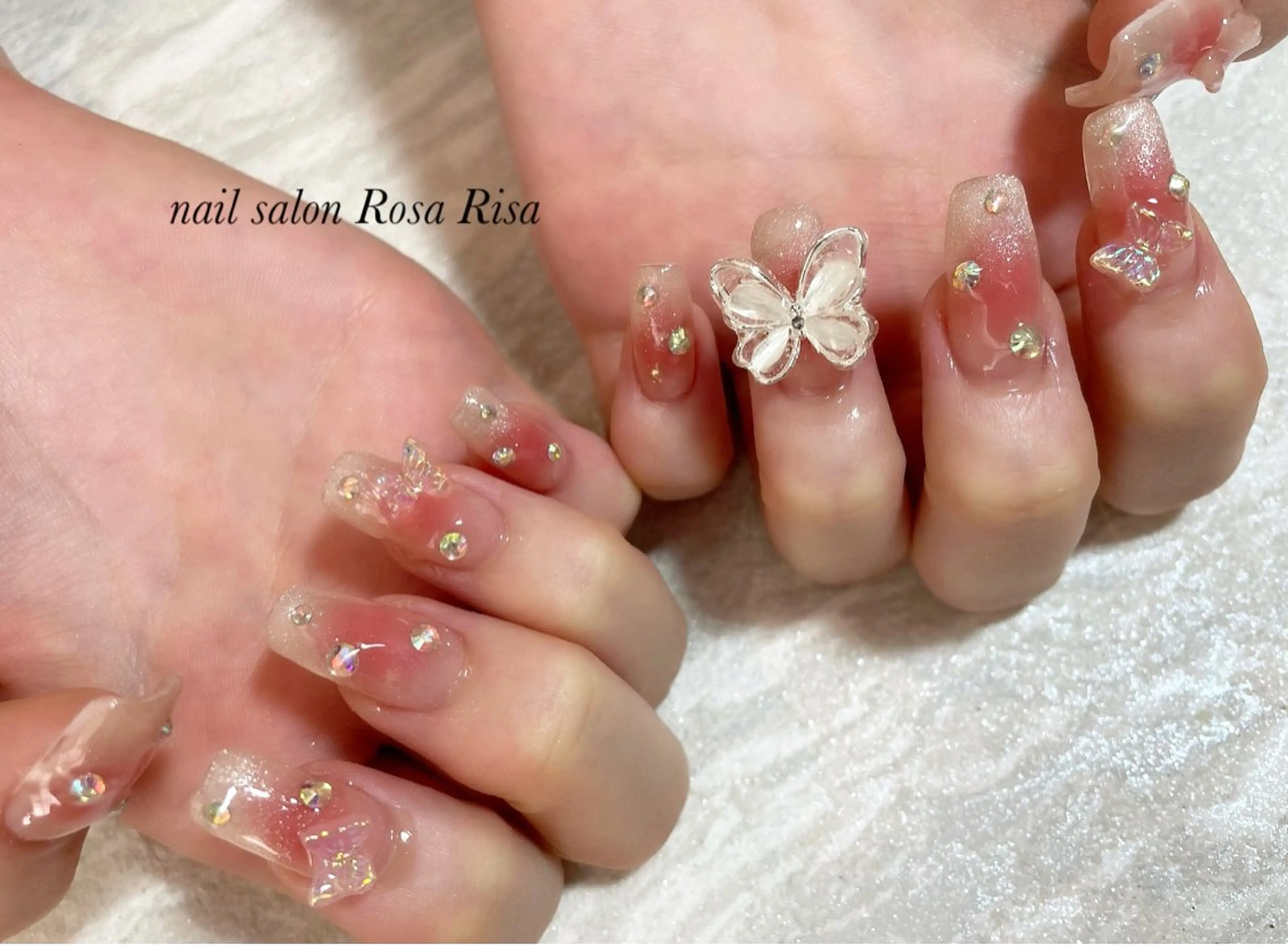 ネイル ハンドネイル ネイルスタジオ シェイクユアハンズのネイルデザイン