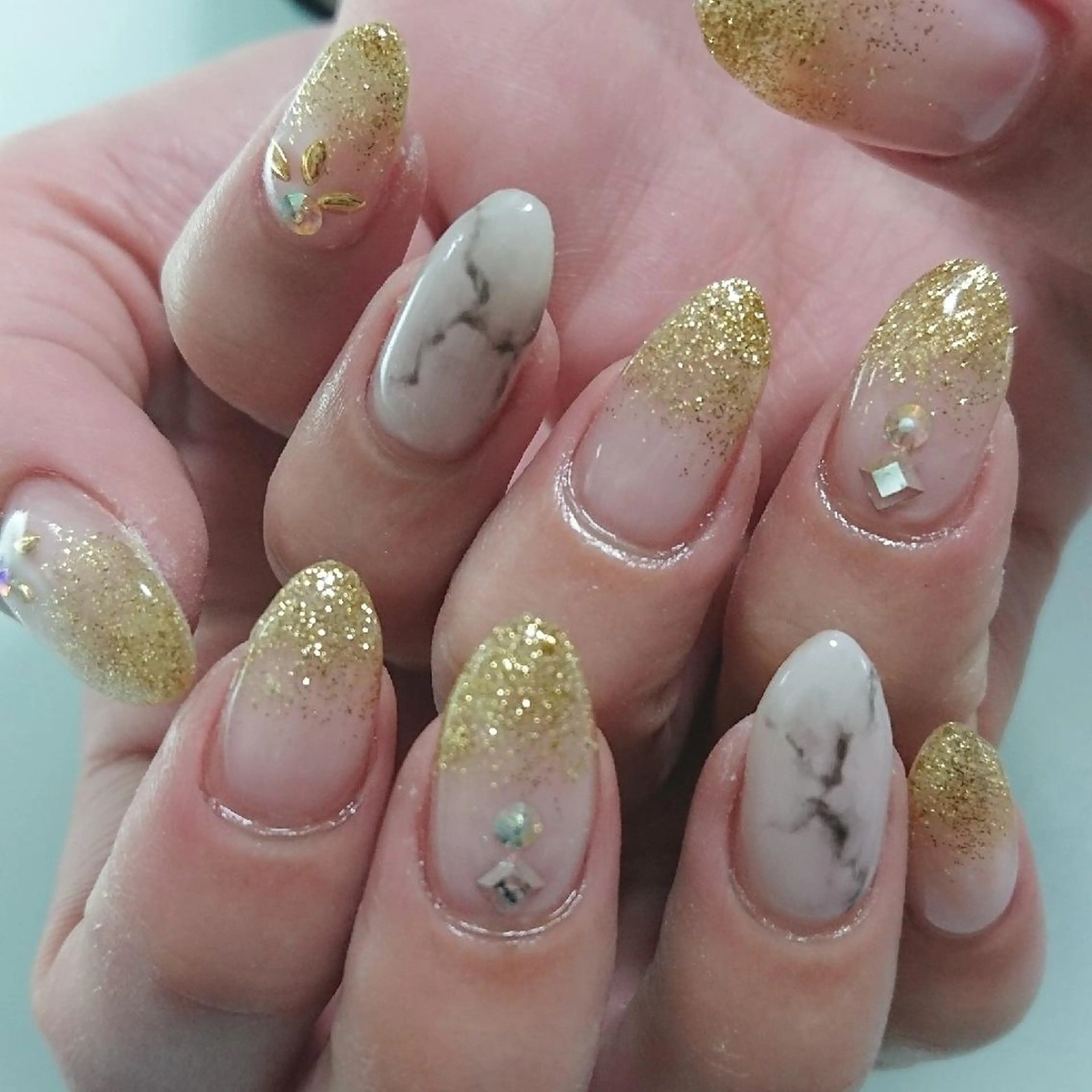 ネイル QULEONAIL所属・大城 裕麻のネイルデザイン