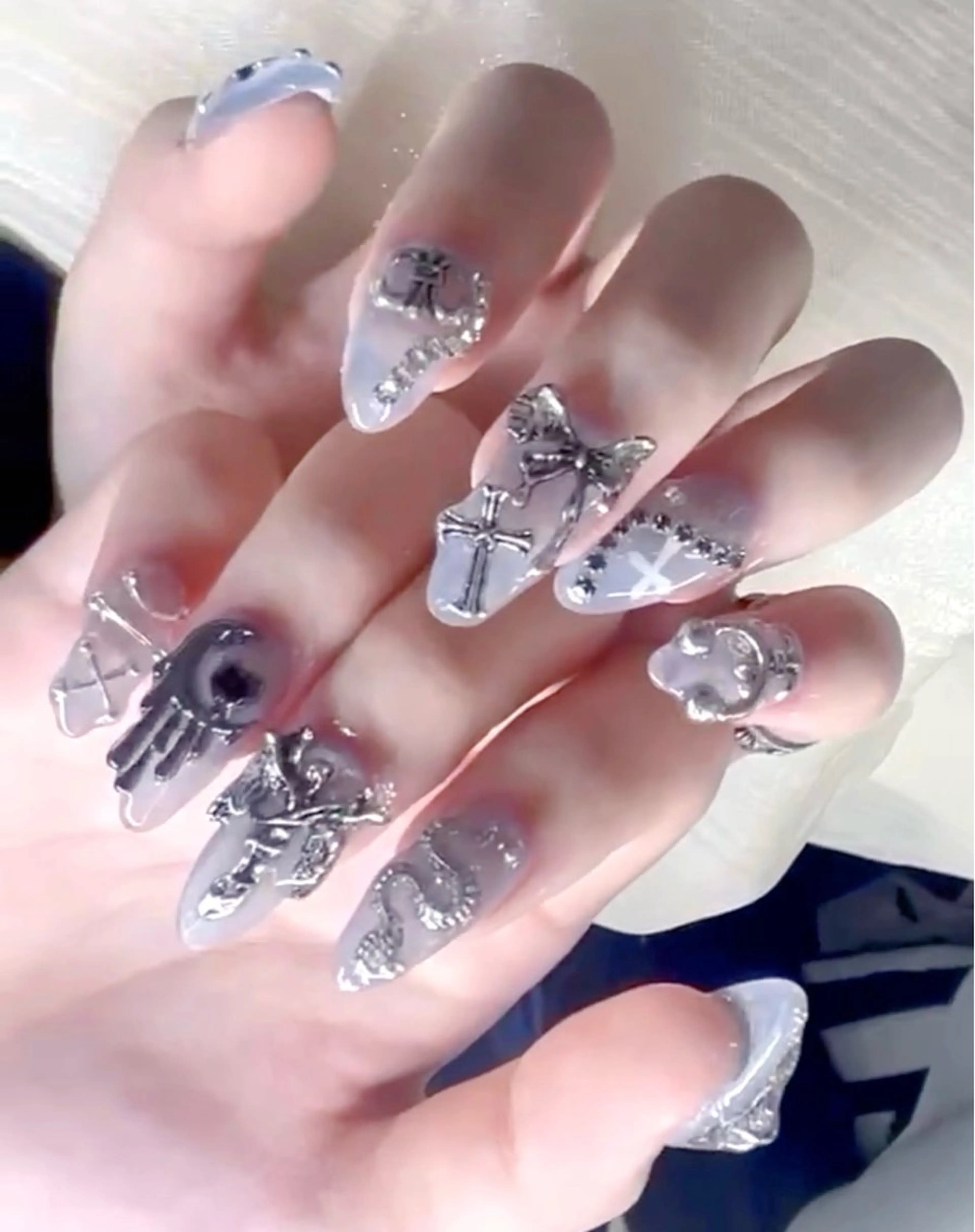 ネイル ハンドネイル ハンドケア queen nailのネイルデザイン