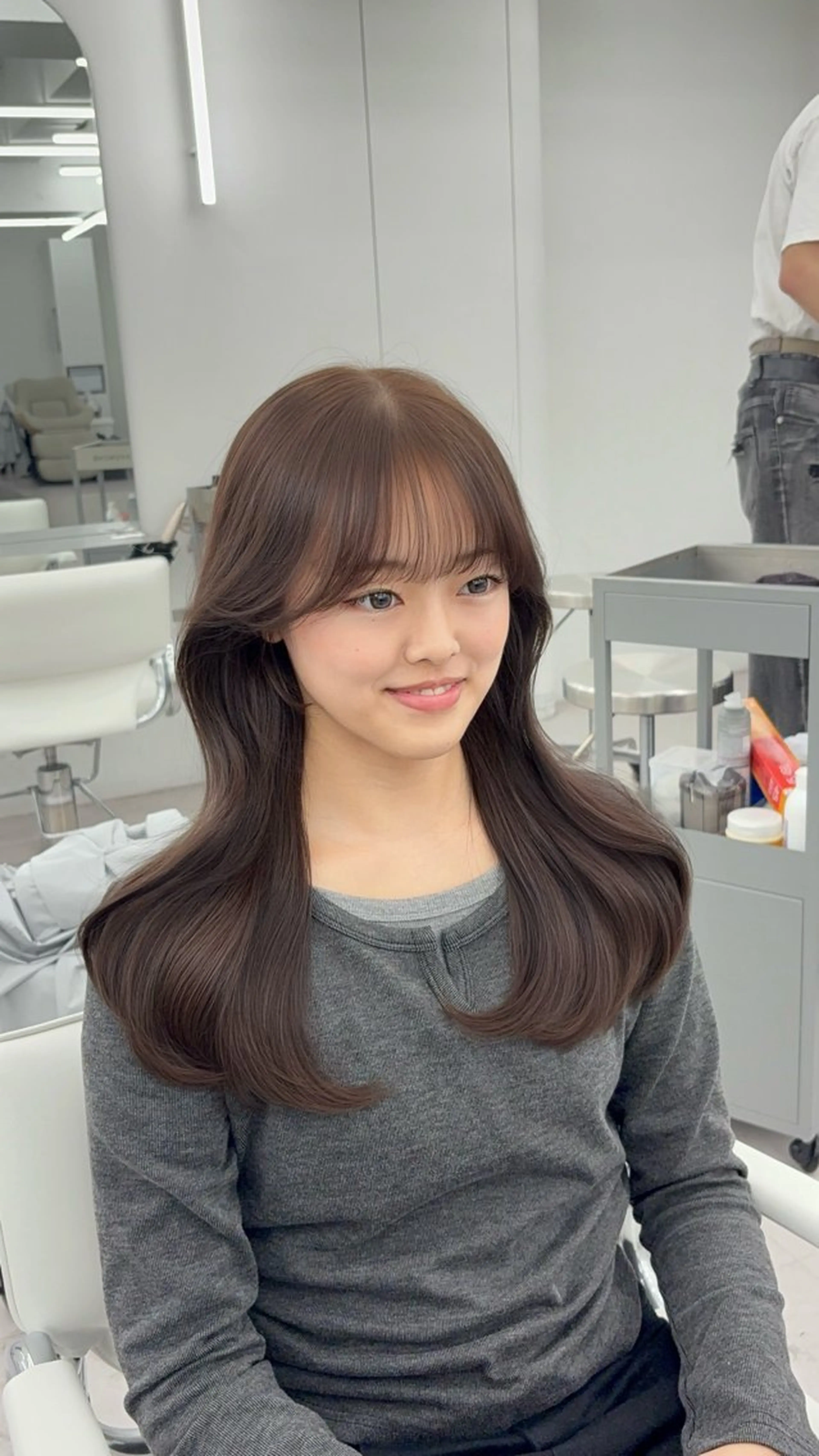 ロング カラー 小顔カット カット ヘアカラー トリートメント 韓国ヘア/レイヤー/ 顔まわり足立遥奈のヘアスタイル