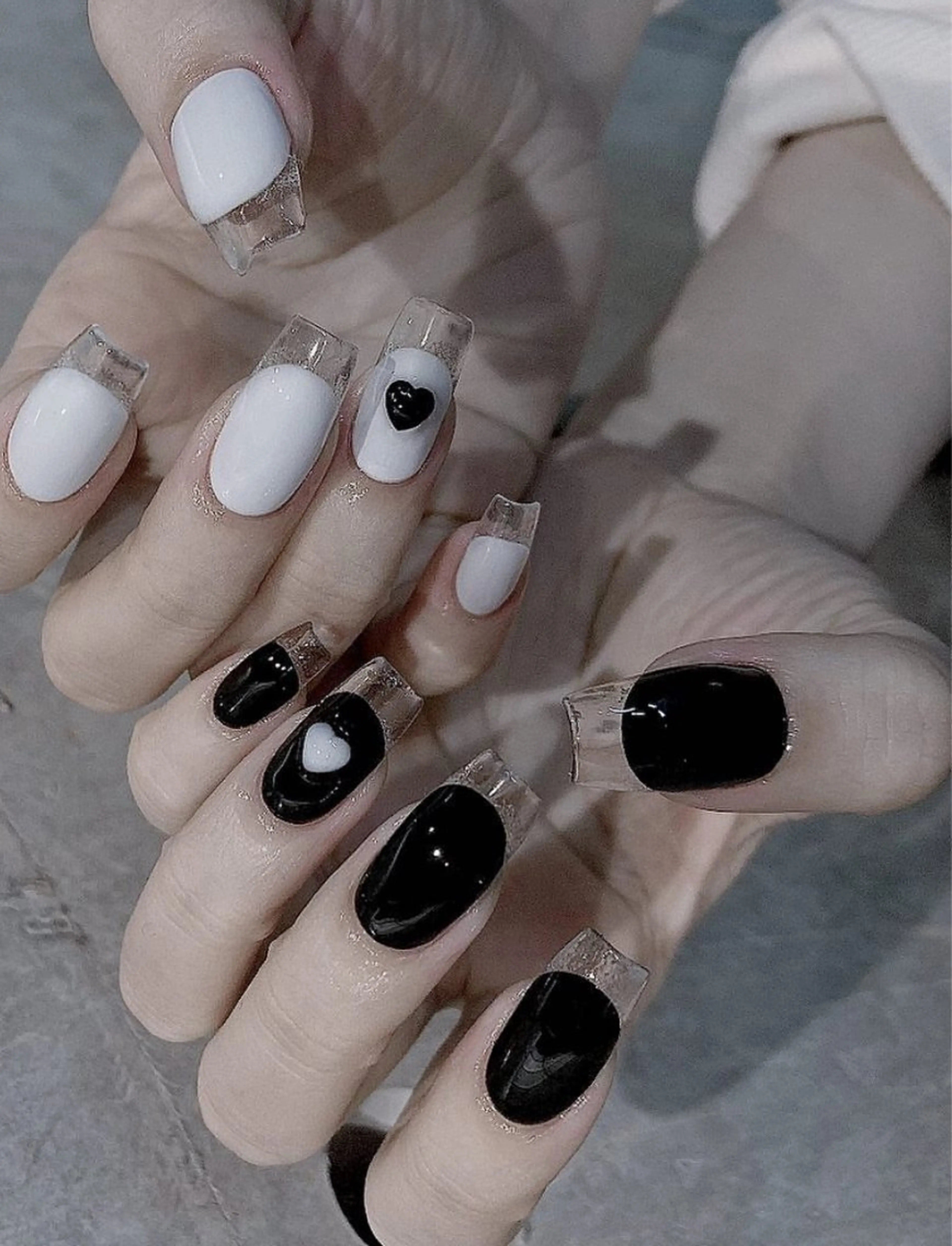 ネイル フレンチネイル ジェルネイル ハロウィン キラキラネイル 韓国ネイル H.baby Nail Salonのネイルデザイン