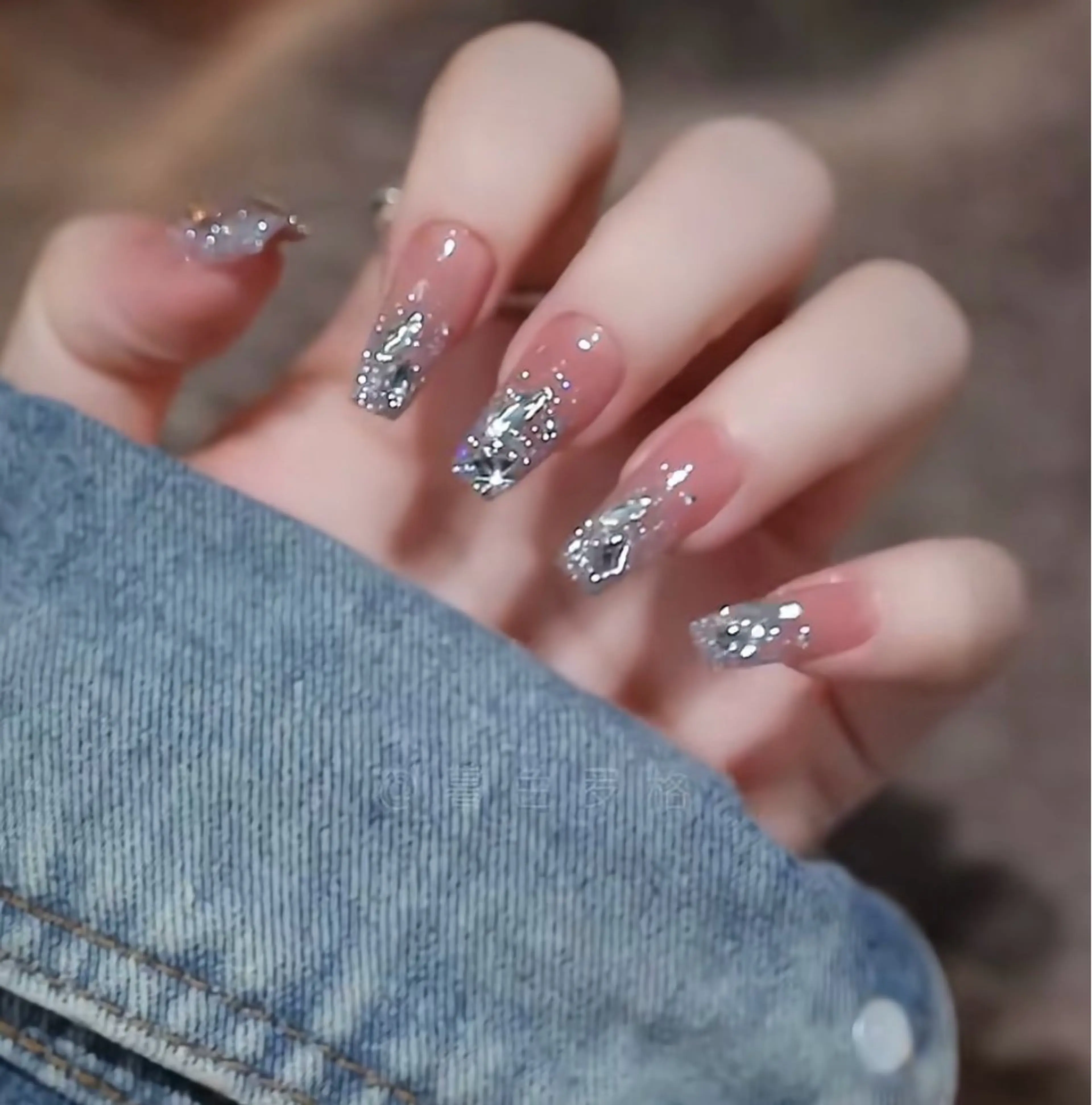 ネイル アートネイル チークネイル 長さ出し フットネイル ジェルネイル ラッキーネイルサロン西川口東口店所属・山田 由奈のネイルデザイン