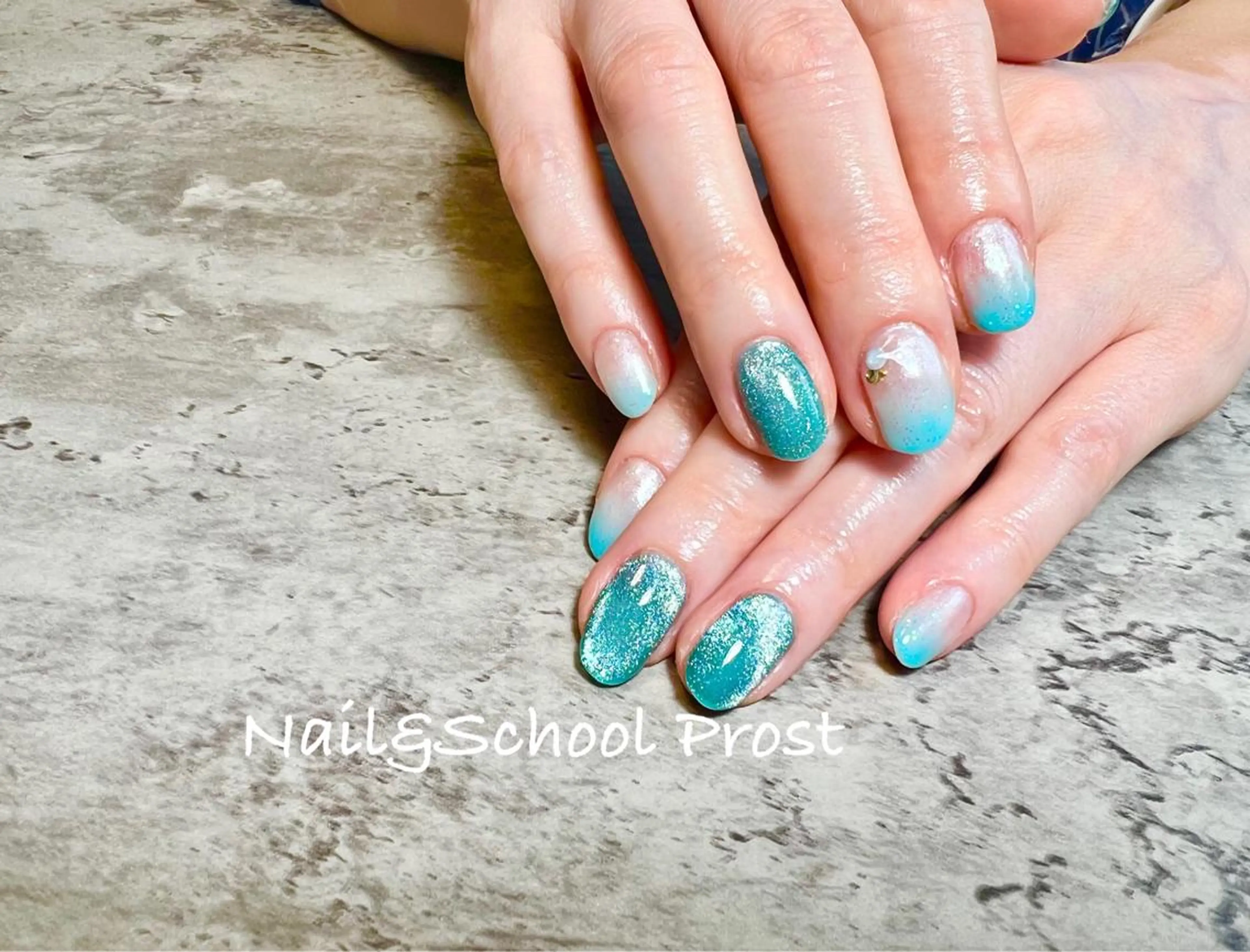 ネイル Nails Prost!のネイルデザイン