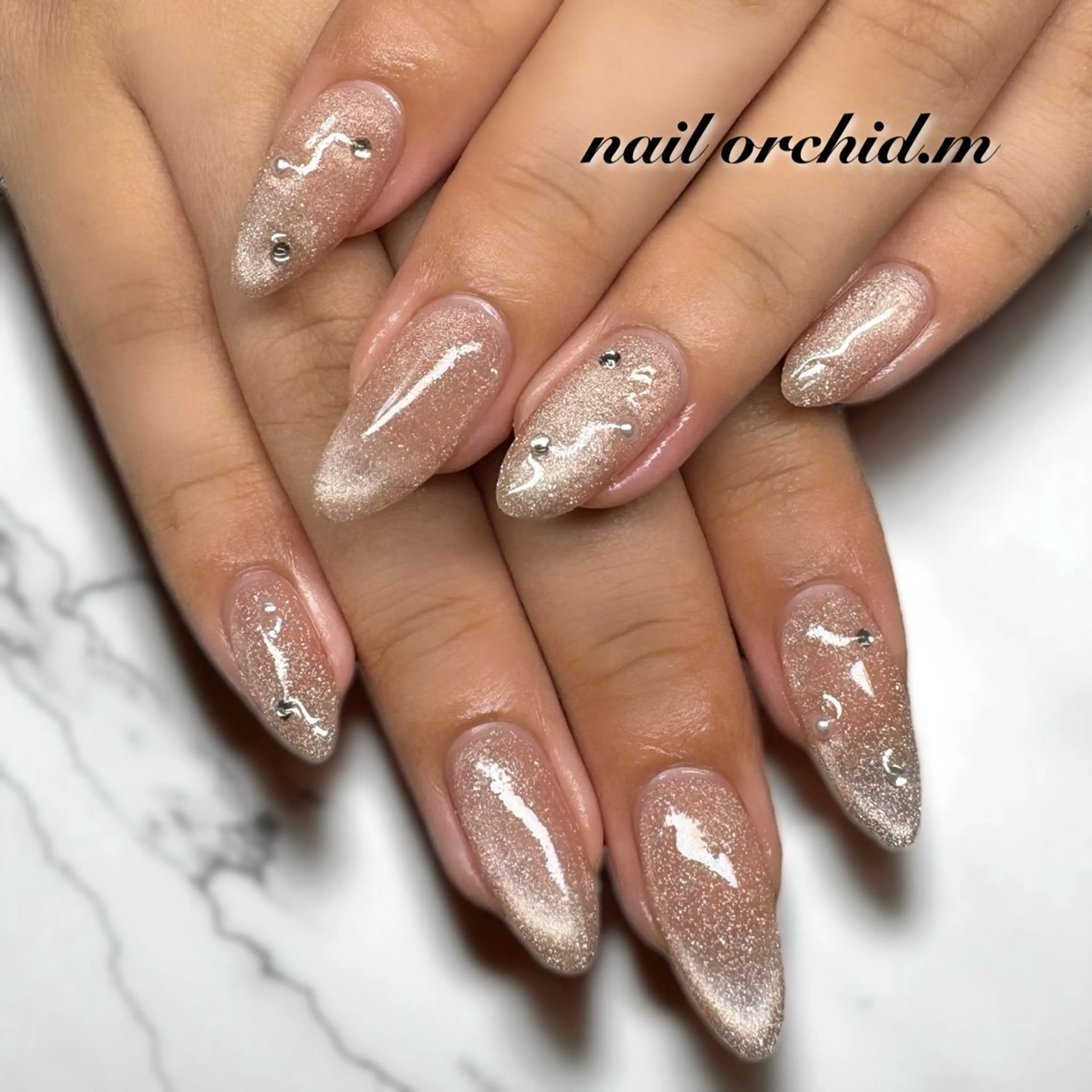 （オフなし）マグネットorラメグラの写真