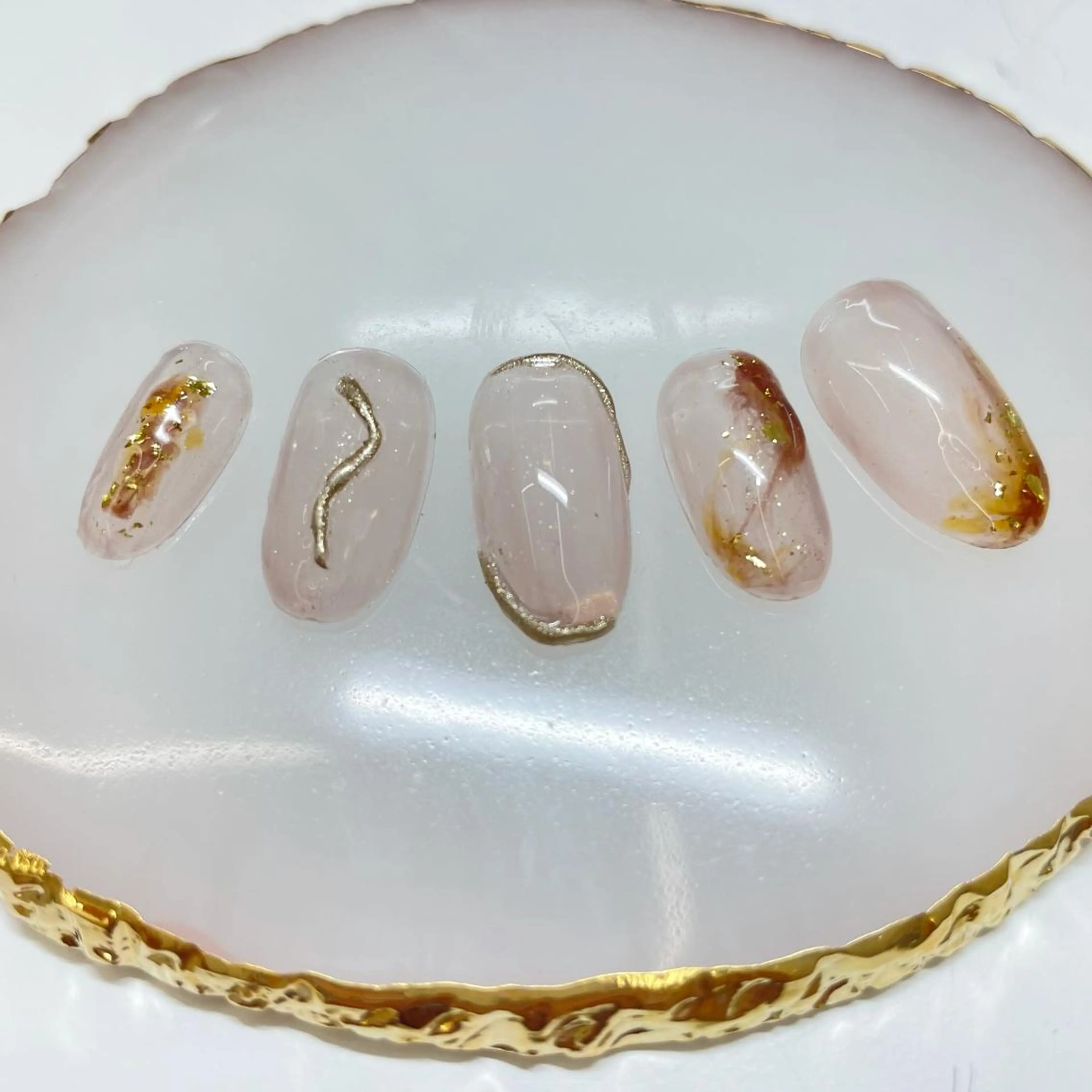 ネイル nail Eclat所属・志賀野 美喜のネイルデザイン