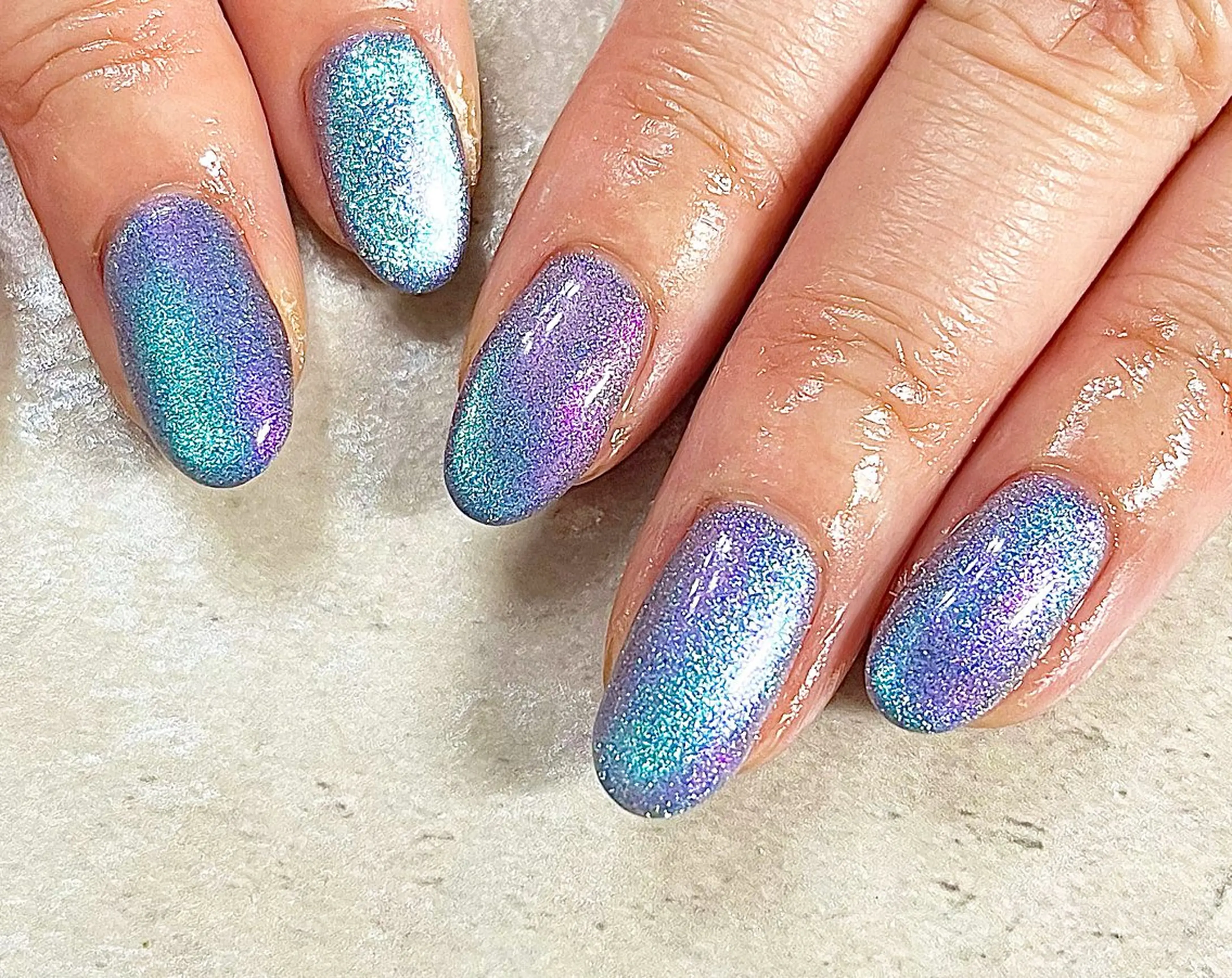 ネイル ブルー マグネットネイル マグネットワンカラー ビー玉ネイル ニュアンスネイル ハンドネイル nailsalonMIR所属・ネイルサロン ミールのネイルデザイン