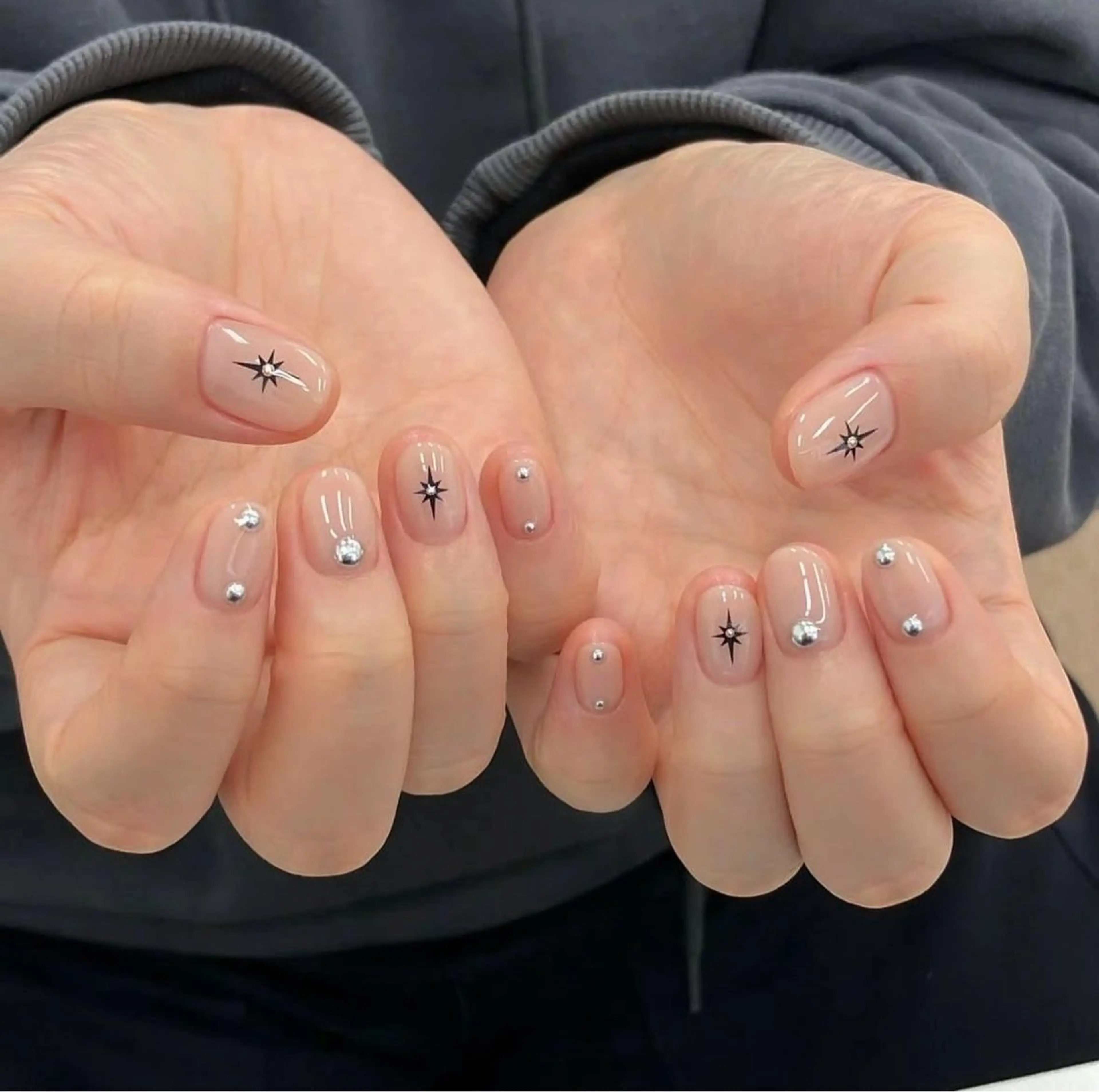 ネイル ハンドネイル 長さ出し専門店 上野店サロンのネイルデザイン