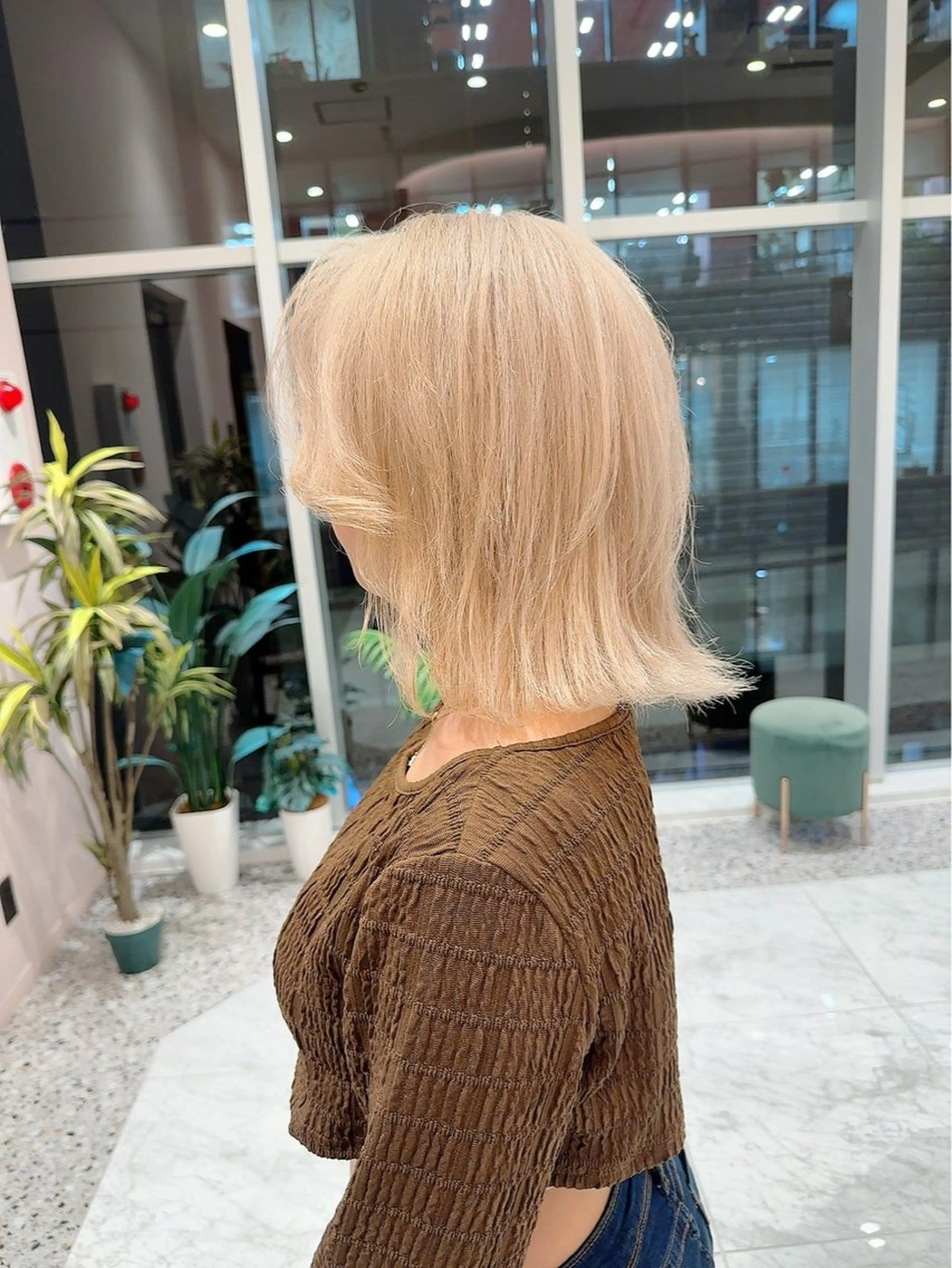 カラー カラースペシャリスト ・齊藤 羽瑠輝のヘアスタイル