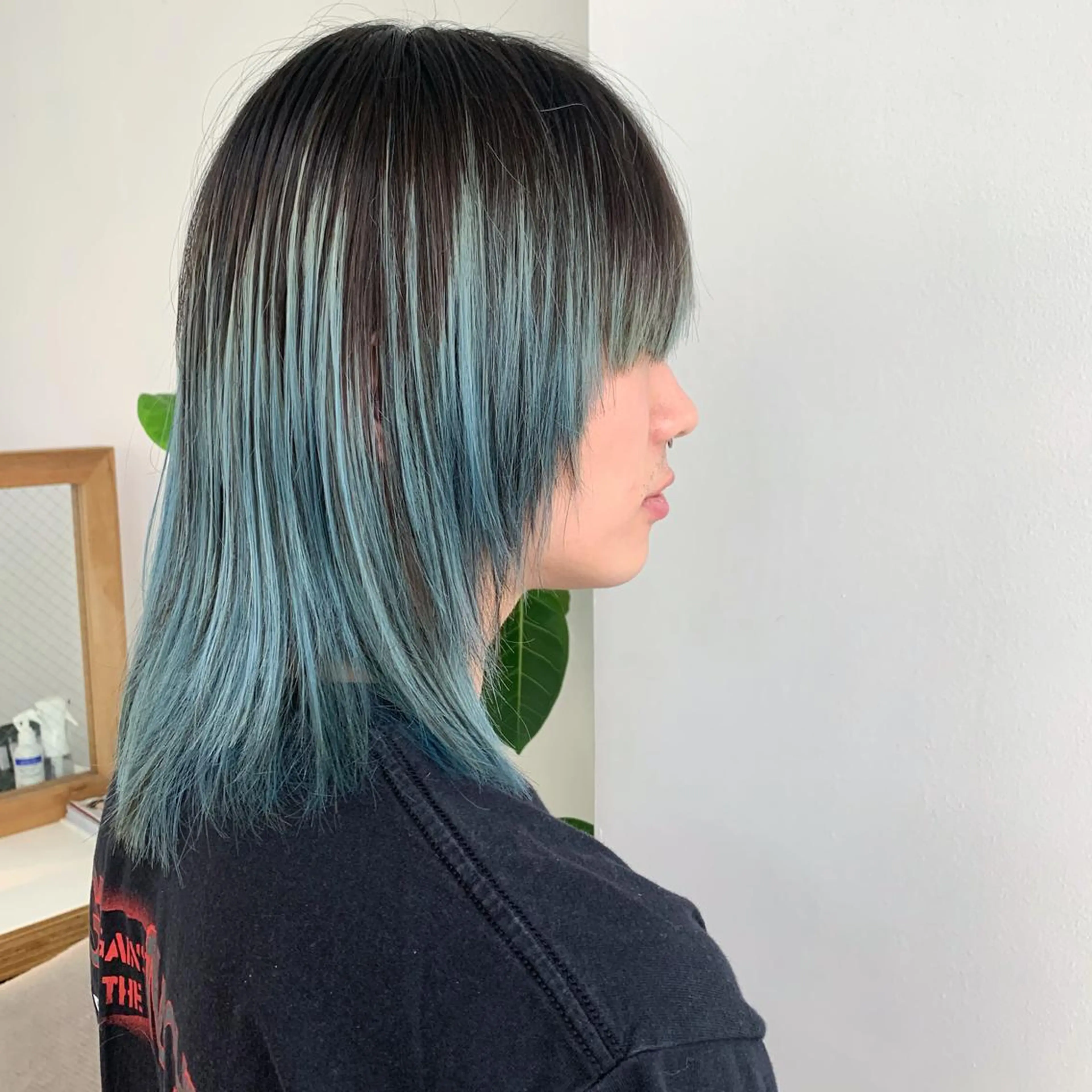 セミロング カラー ブルーカラー ヘアカラー トリートメント SYS by fit /HONOKAのヘアスタイル