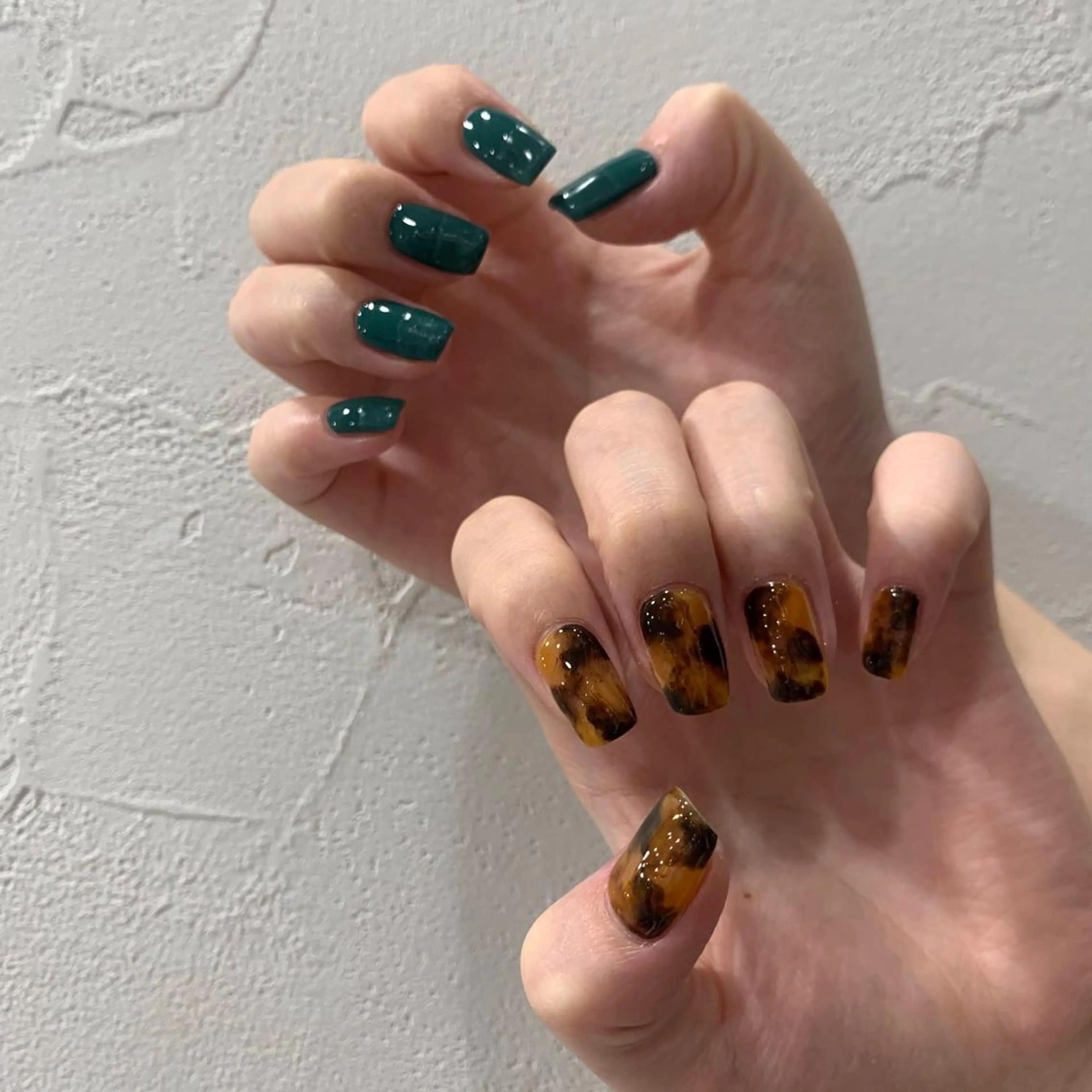 ネイル べっ甲ネイル ハンドネイル 佐藤 まりえのネイルデザイン