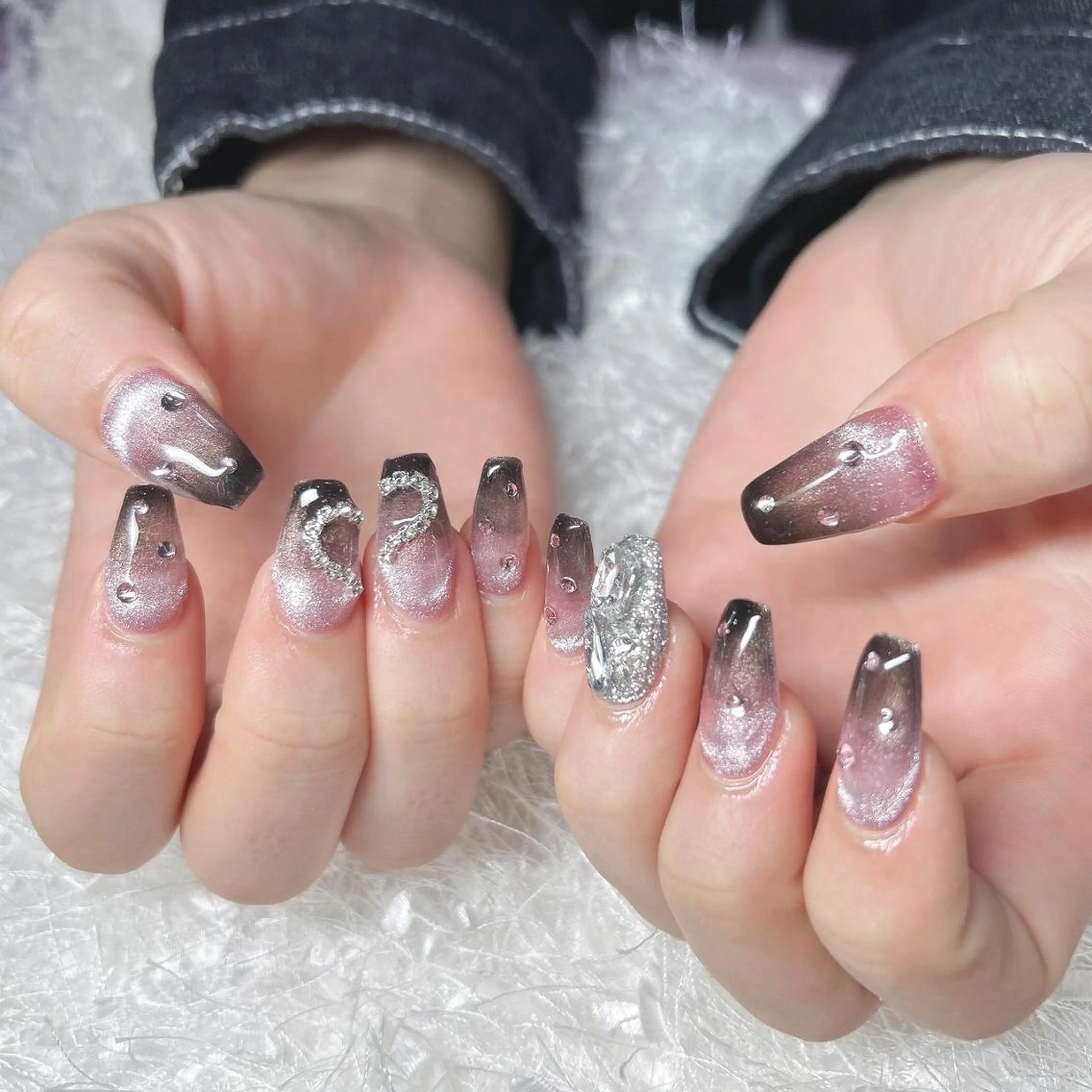 ネイル オーロラネイル 長さ出し フレンチネイル ジェルネイル グラデーション ハンドネイル Nail&eye Belire 新宿のネイルデザイン