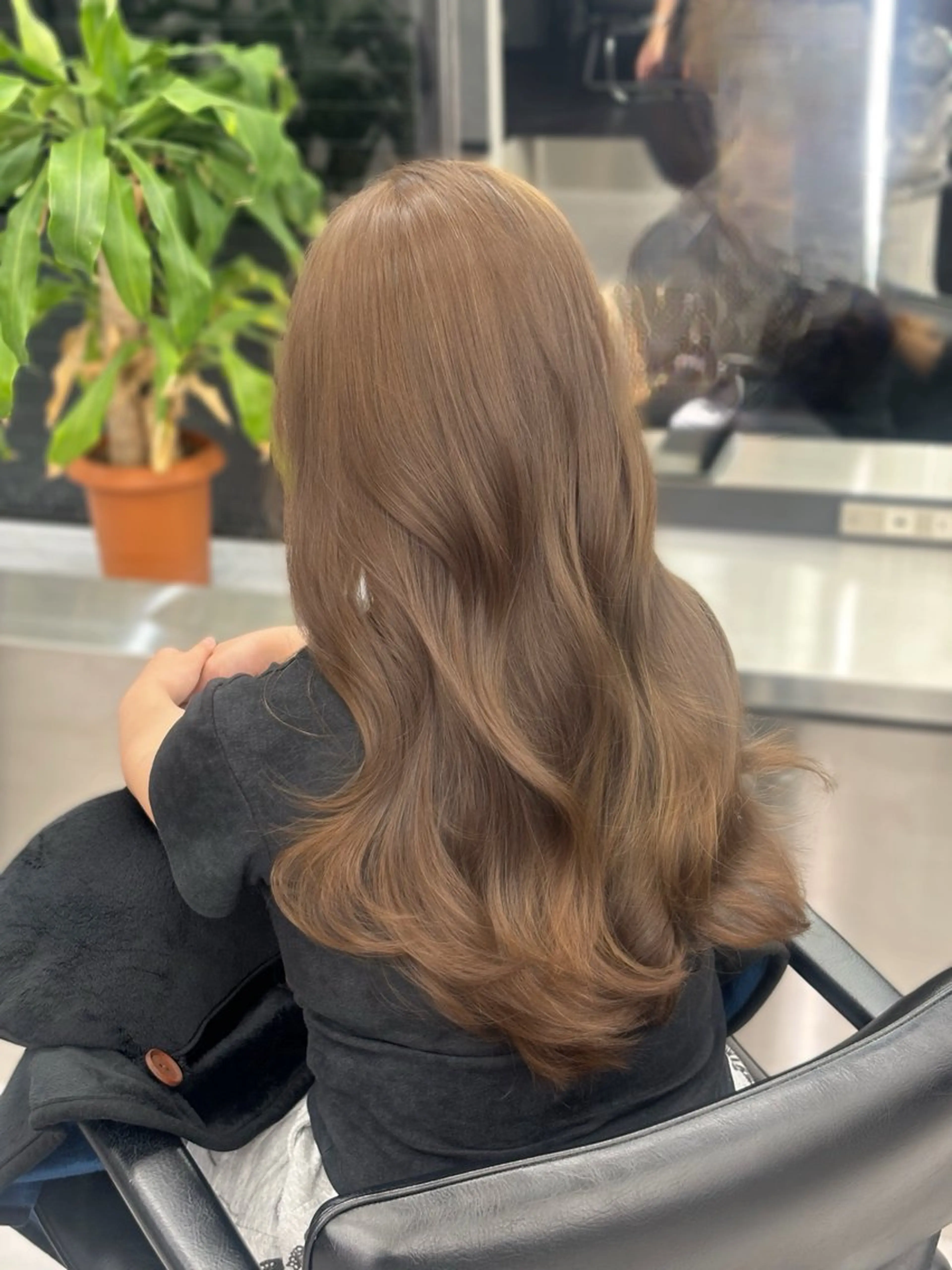 ロング カラー ヘアカラー トリートメント 心斎橋/ブリーチなし 髪質改善/レイヤーのヘアスタイル