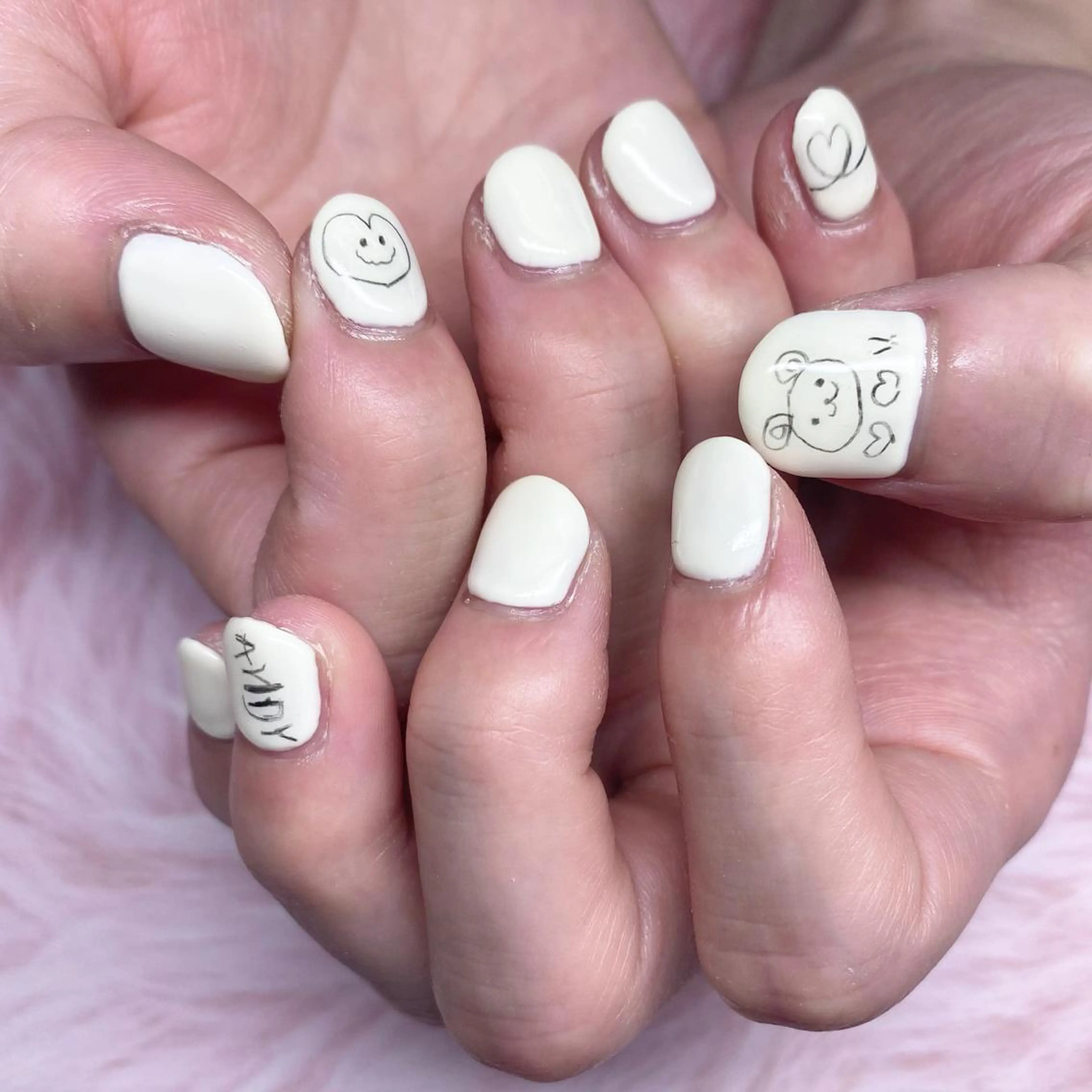 ネイル NailSalon  Ristar所属・Aino 🤍のネイルデザイン