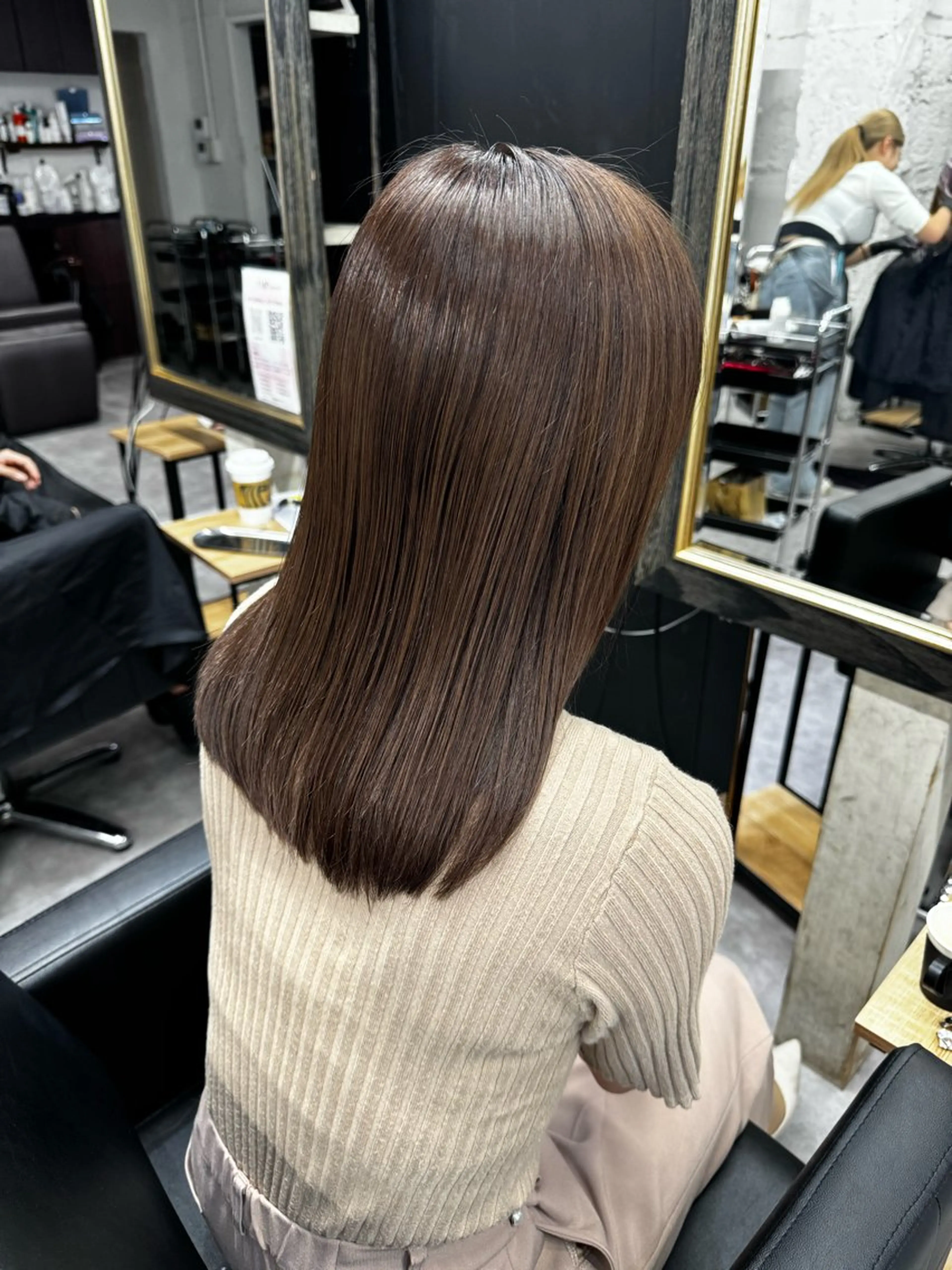 ミディアム 笹江 瑞穂のヘアスタイル