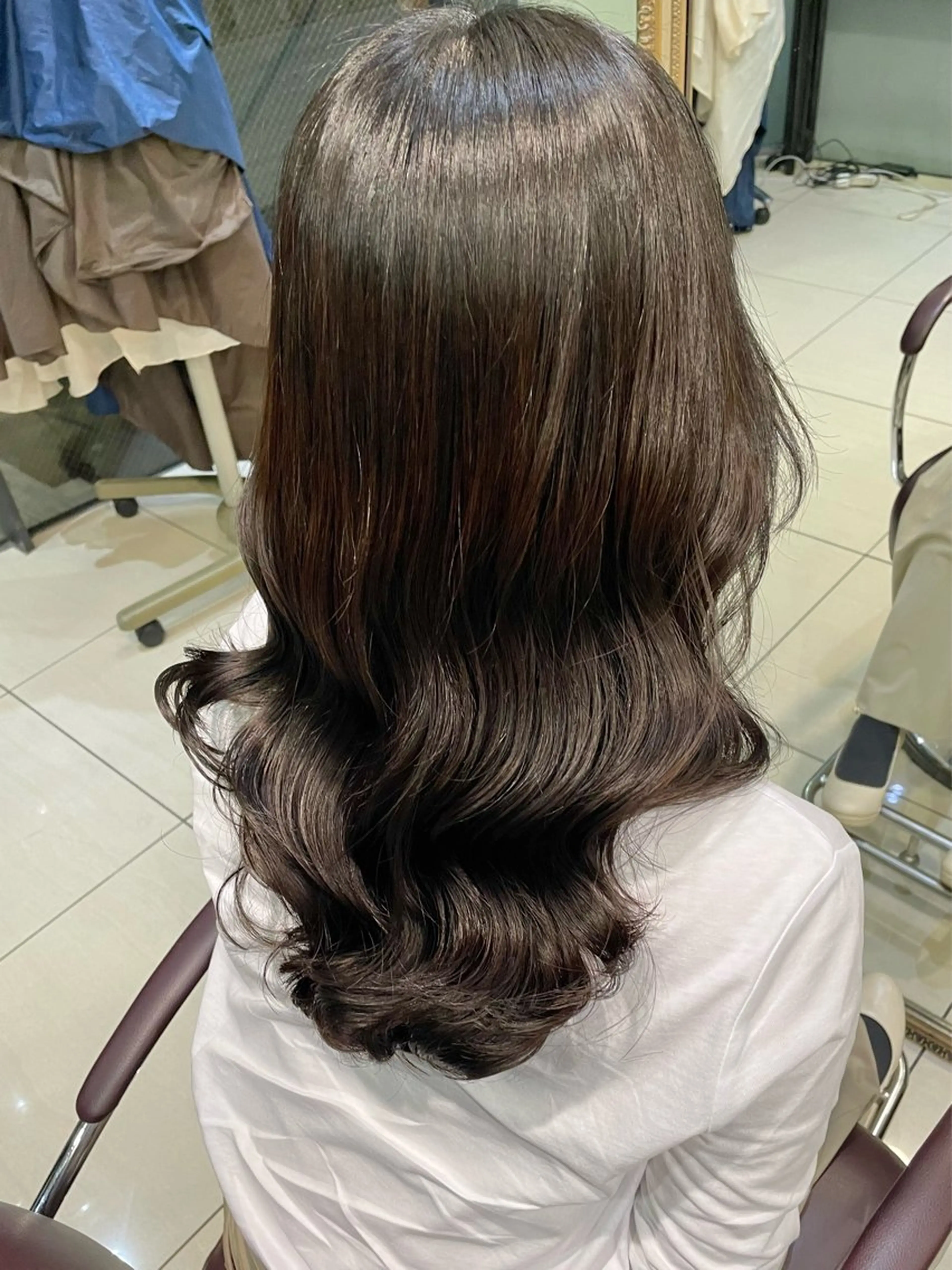 ミディアム ミディアムパーマ 韓国風ヘア パーマ 韓国風/コテ巻き風 パーマ/表参道/るいのヘアスタイル