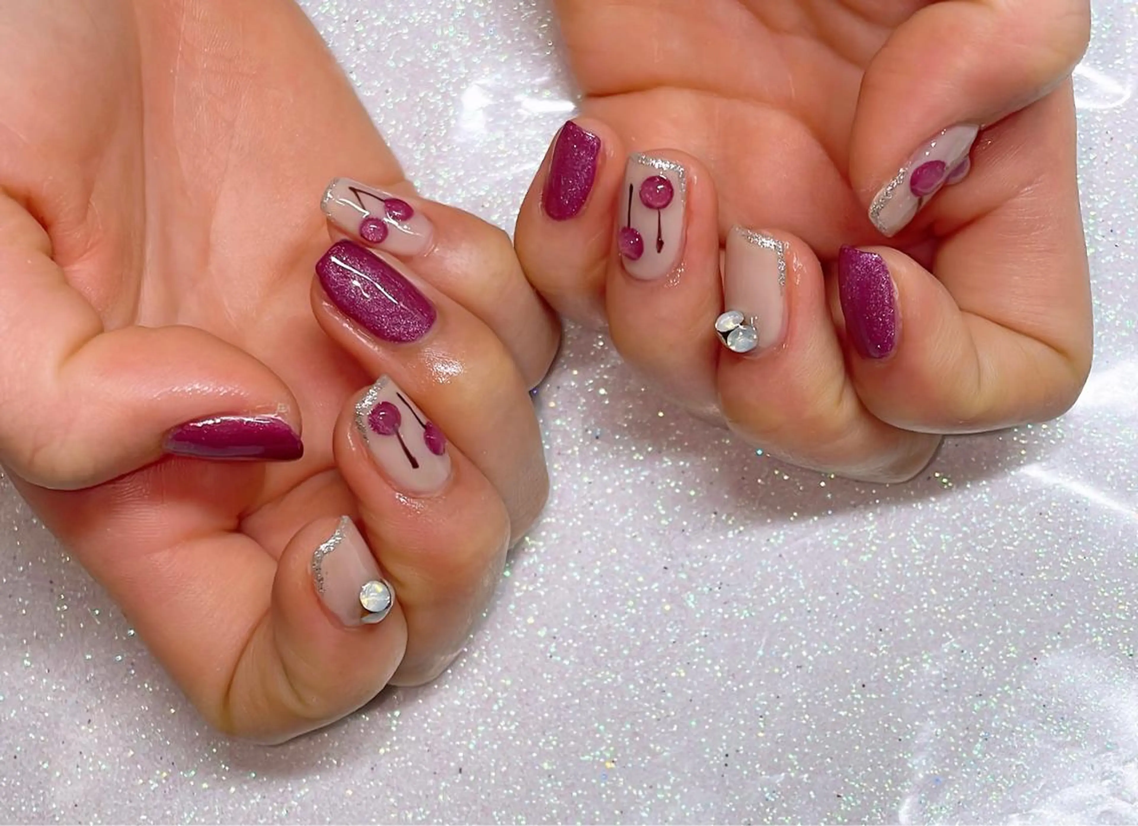 ネイル ハンドネイル VIERU 🌈🎀💖のネイルデザイン