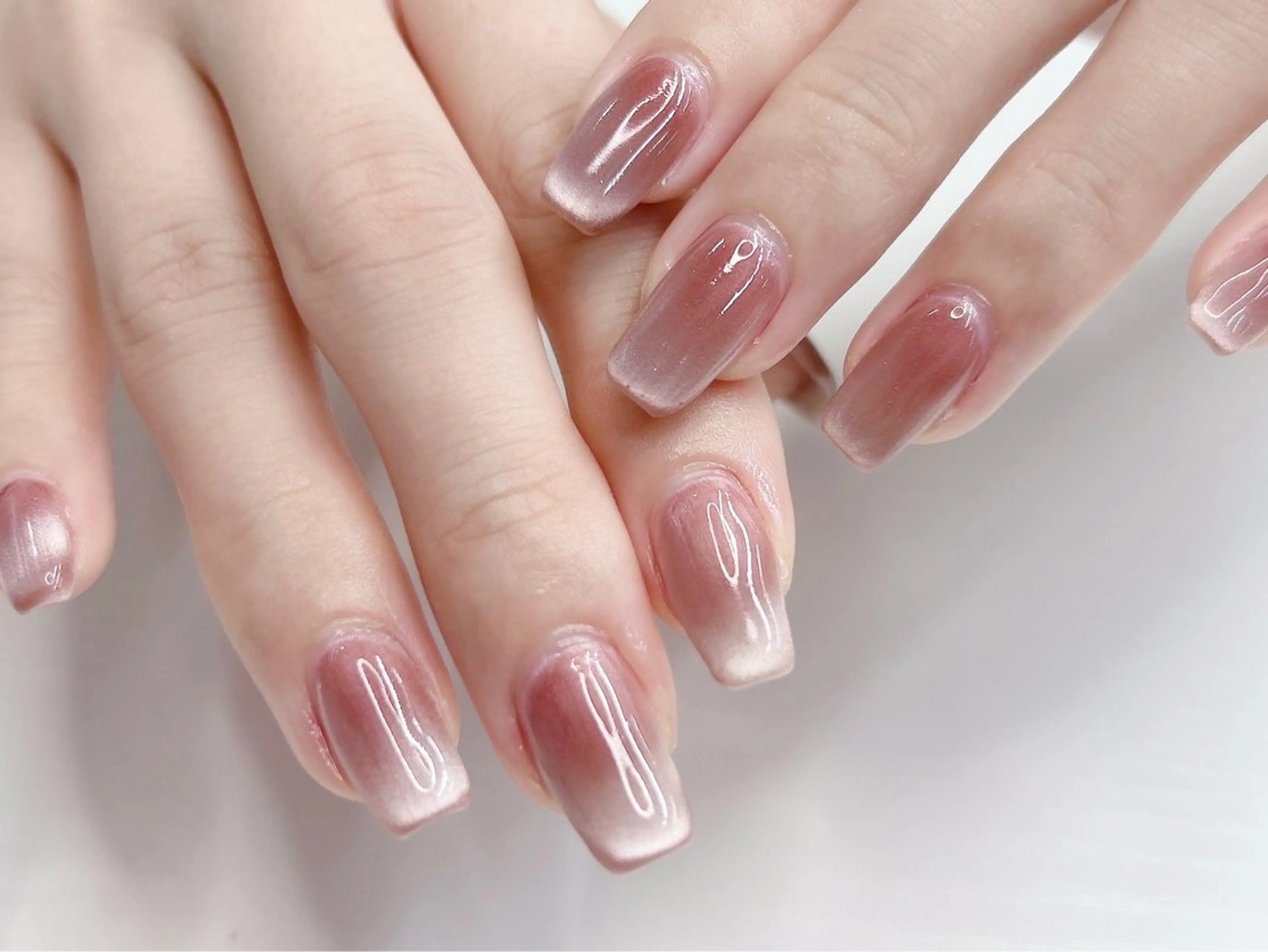 ネイル 桜ネイル キラキラネイル マグネットネイル ワンカラーネイル ピンク Forca total studio所属・Forca Airaのネイルデザイン